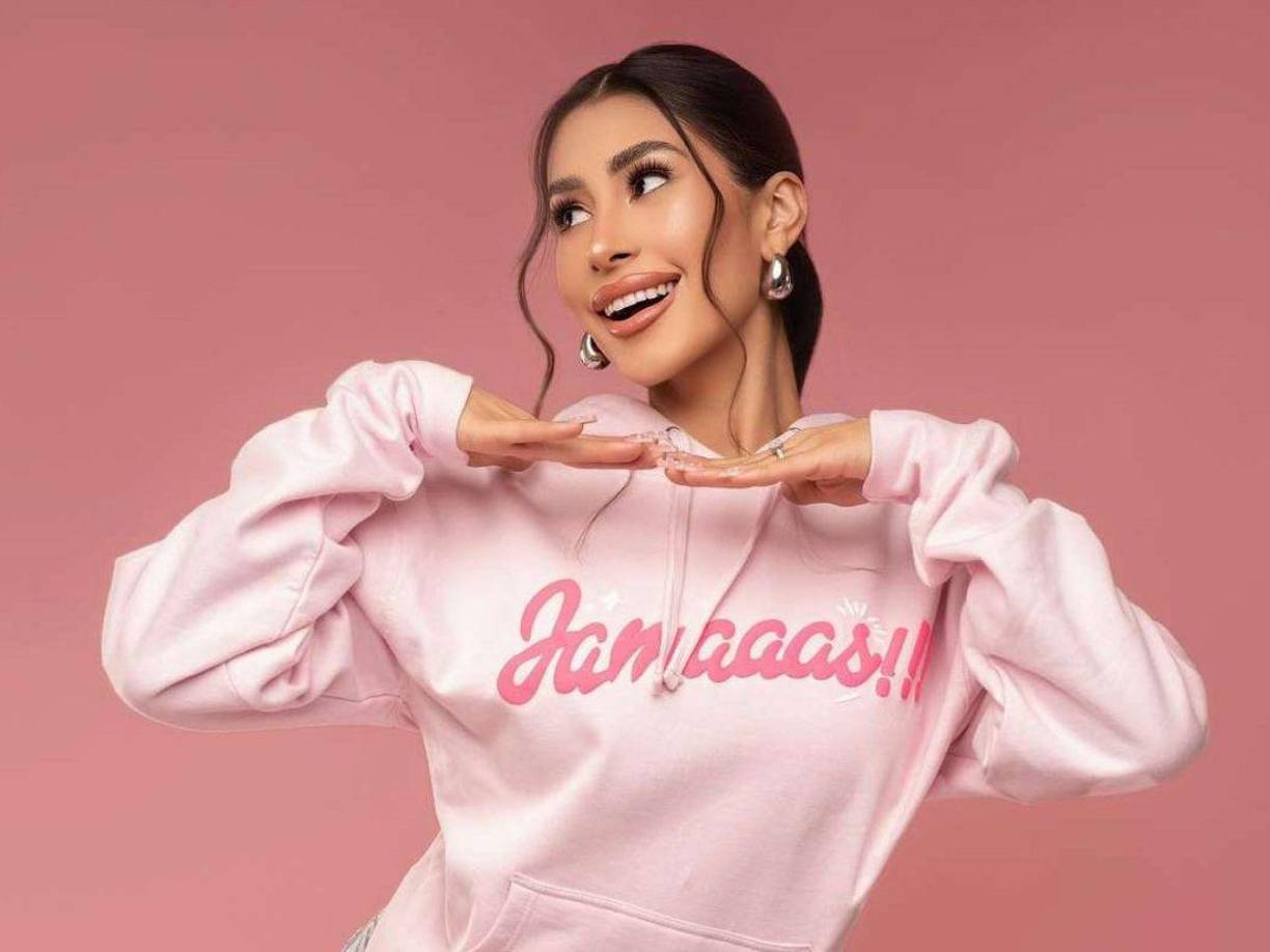 En las redes sociales ha circulado el rumor del supuesto fallecimiento de la reconocida influencer mexicana Itatí López.