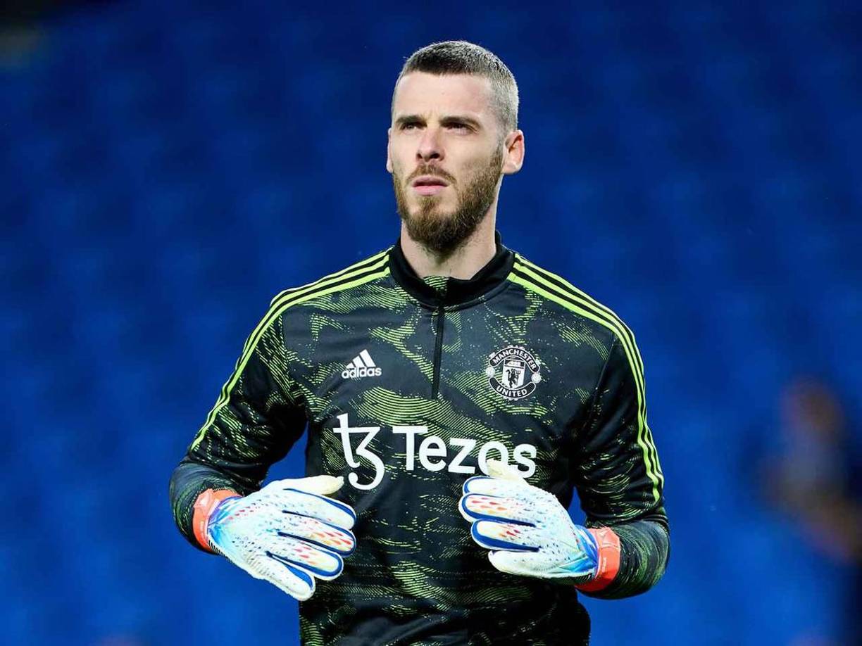David de Gea - El portero español del Manchester United se ha hartado del proceso de renovación de su contrato y ha publicado en Twitter un emoticono de aburrimiento. Según el ‘Daily Mail’, el meta había aceptado la oferta de renovación del United a la baja, pero el club se la habría retirado. 
