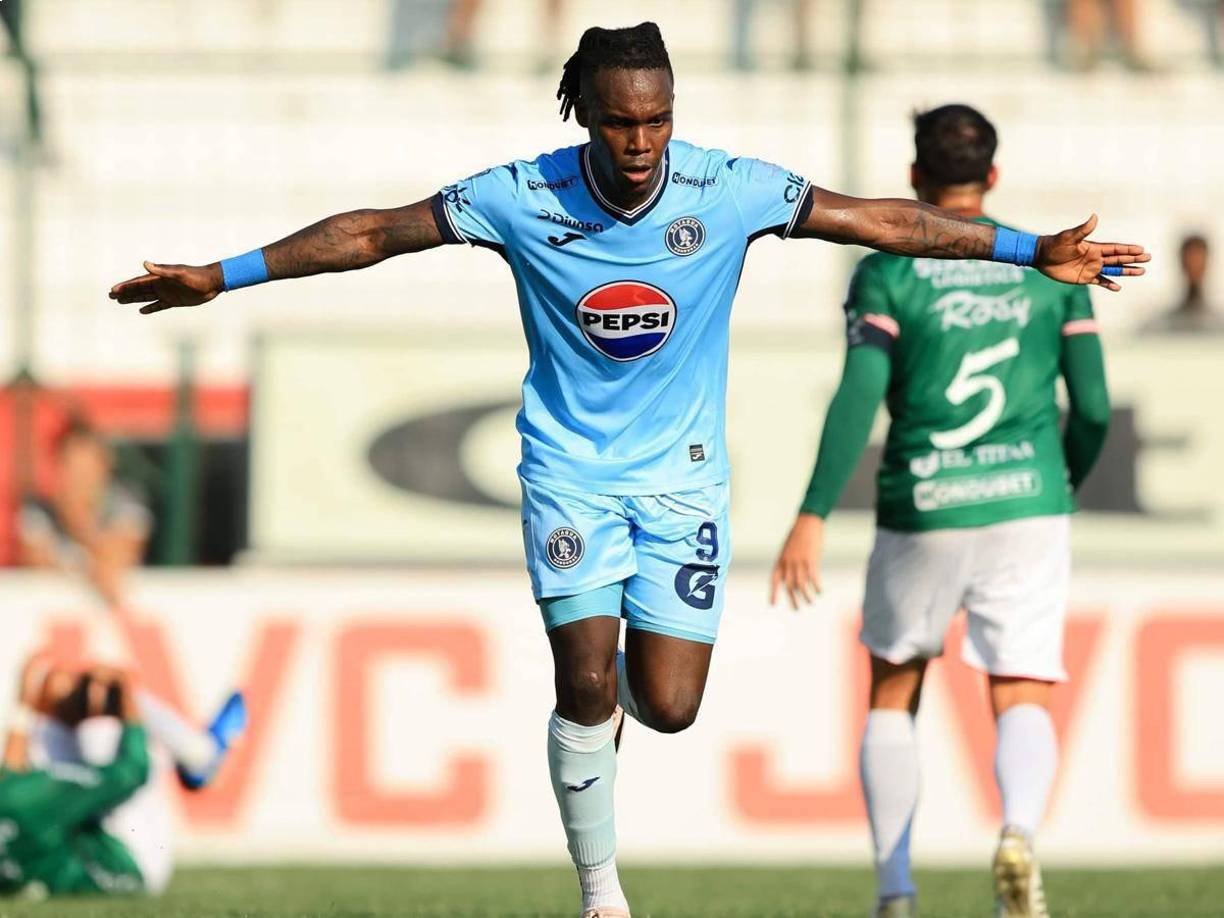 Desde Motagua informan que la renovación de Rubilio Castillo está complicada. El club ya le habría hecho una oferta de renovación al delantero y están a la espera de llegar a un acuerdo.