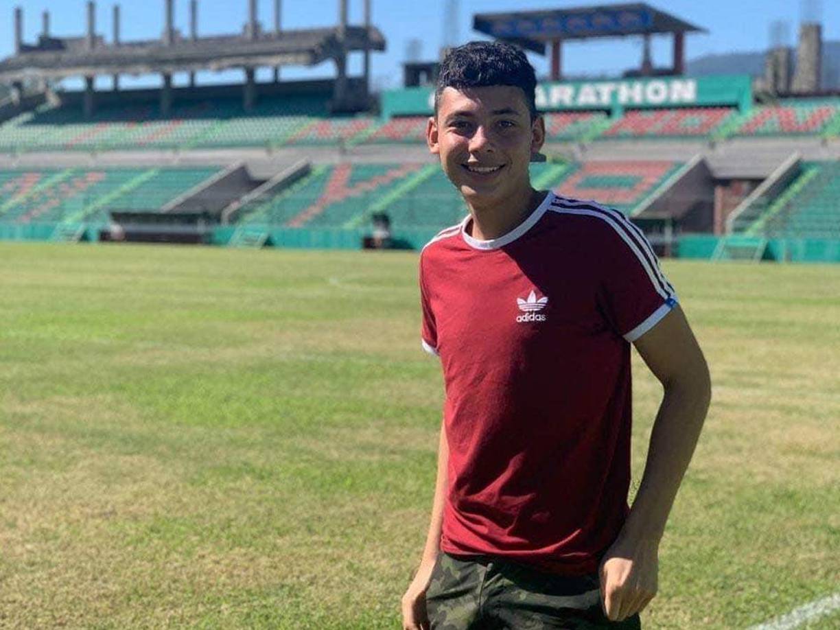 Los dos acompañantes fueron trasladados a un centro asistencial cercano, sin embargo, al llegar al hospital ya no tenían signos vitales.