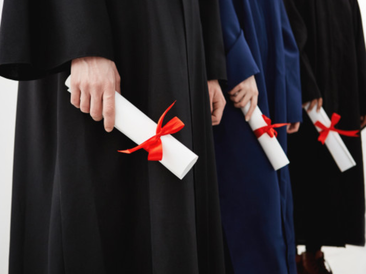 Muchas son las personas que han perdido su título, ya sea por los desastres naturales como las tormentas Eta y Iota, así como incendios, descuidos o robos.