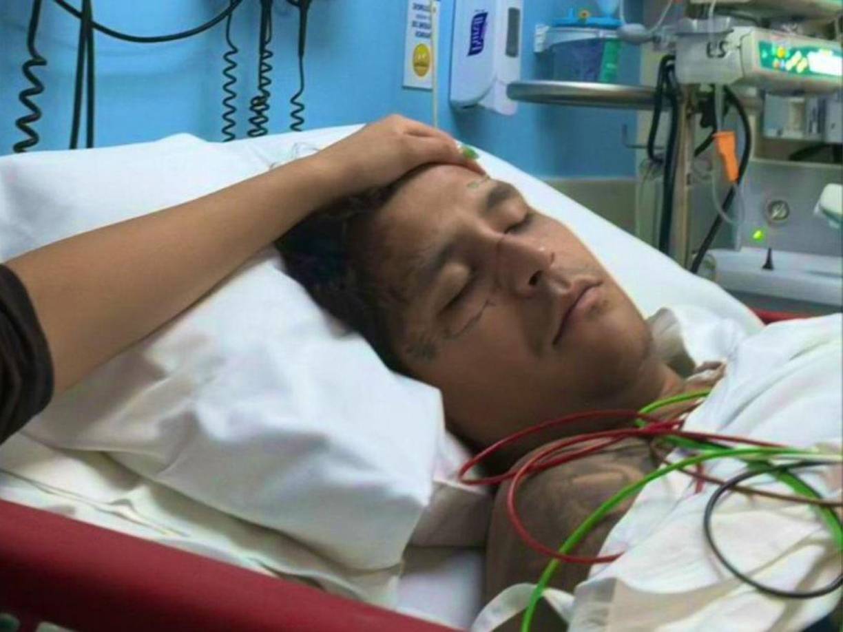 El 1 de octubre, Christian Nodal publicó en sus redes sociales un comunicado de prensa en el que su agencia JG Music informaba sobre la cancelación de su presentación en Pachuca, Hidalgo, programada para el 2 de octubre.