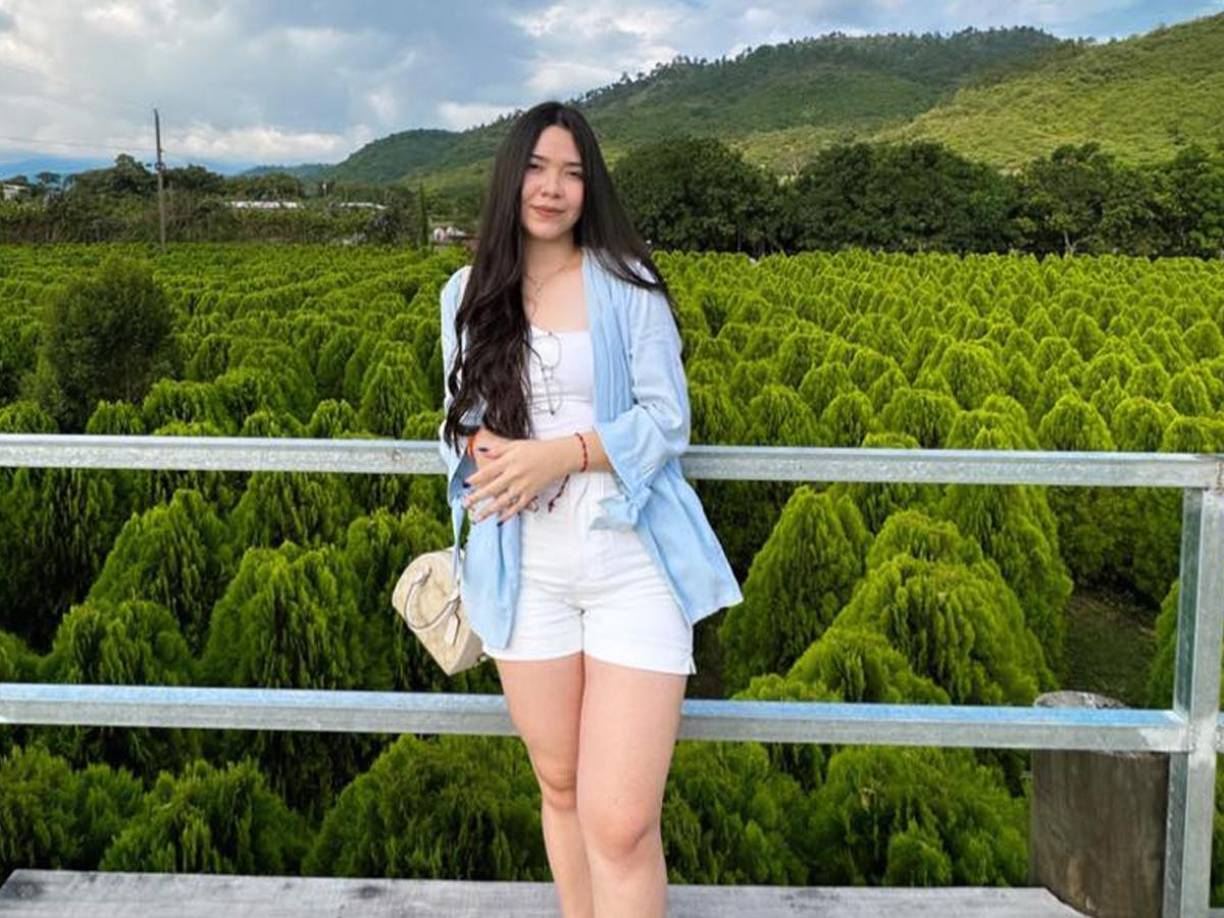 Madeline se vio sorprendida en las últimas horas ya que futbolista del Olimpia le pidió matrimonio. 