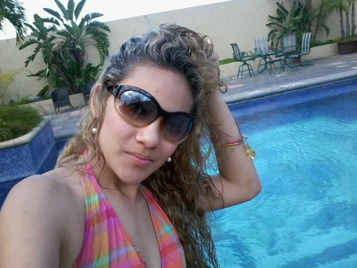 Fabiana renunció a su trabajo a finales del 2023, antes trabajó hasta como taxista VIP en San Pedro Sula con una central de taxis.