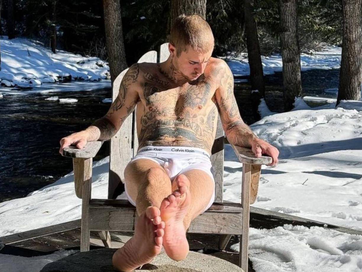 El nuevo papá ha estado documentando su experiencia hacia la paternidad en su Instagram desde que, en agosto de 2024, dio la bienvenida a su hijo Jack, fruto de su matrimonio con Hailey Bieber. 