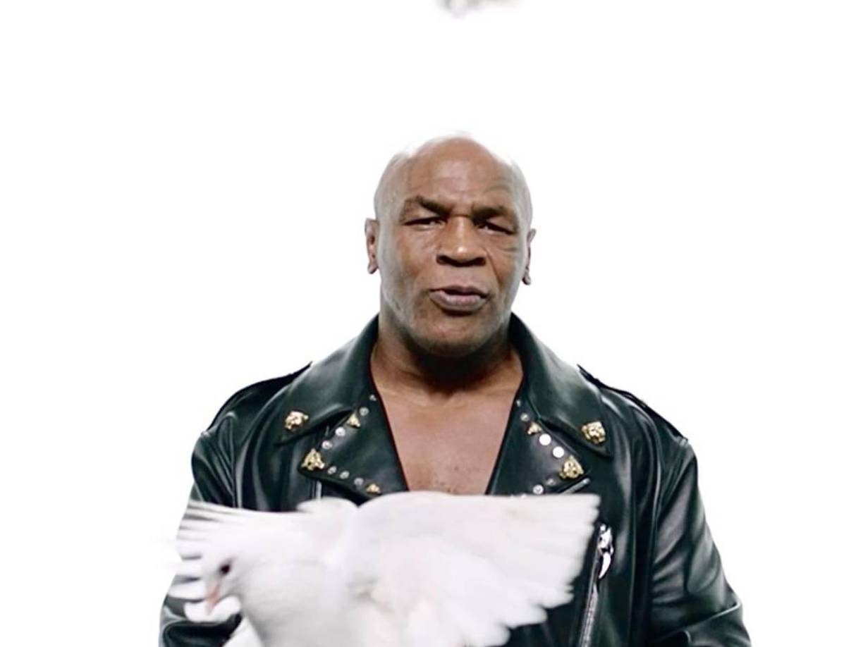 La demanda alega que Tyson rompió un acuerdo para promocionar una empresa de juegos de azar, con el fin de aceptar la pelea contra el influencer convertido en boxeador. Este conflicto legal podría traer graves consecuencias para la imagen y las finanzas de Tyson.