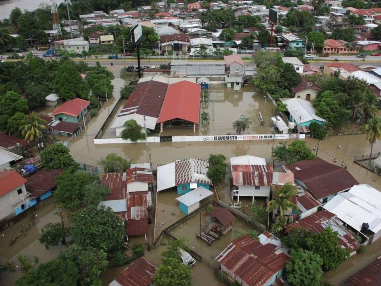 Algunas viviendas han sufrido daños estructurales a raíz de las inundaciones.