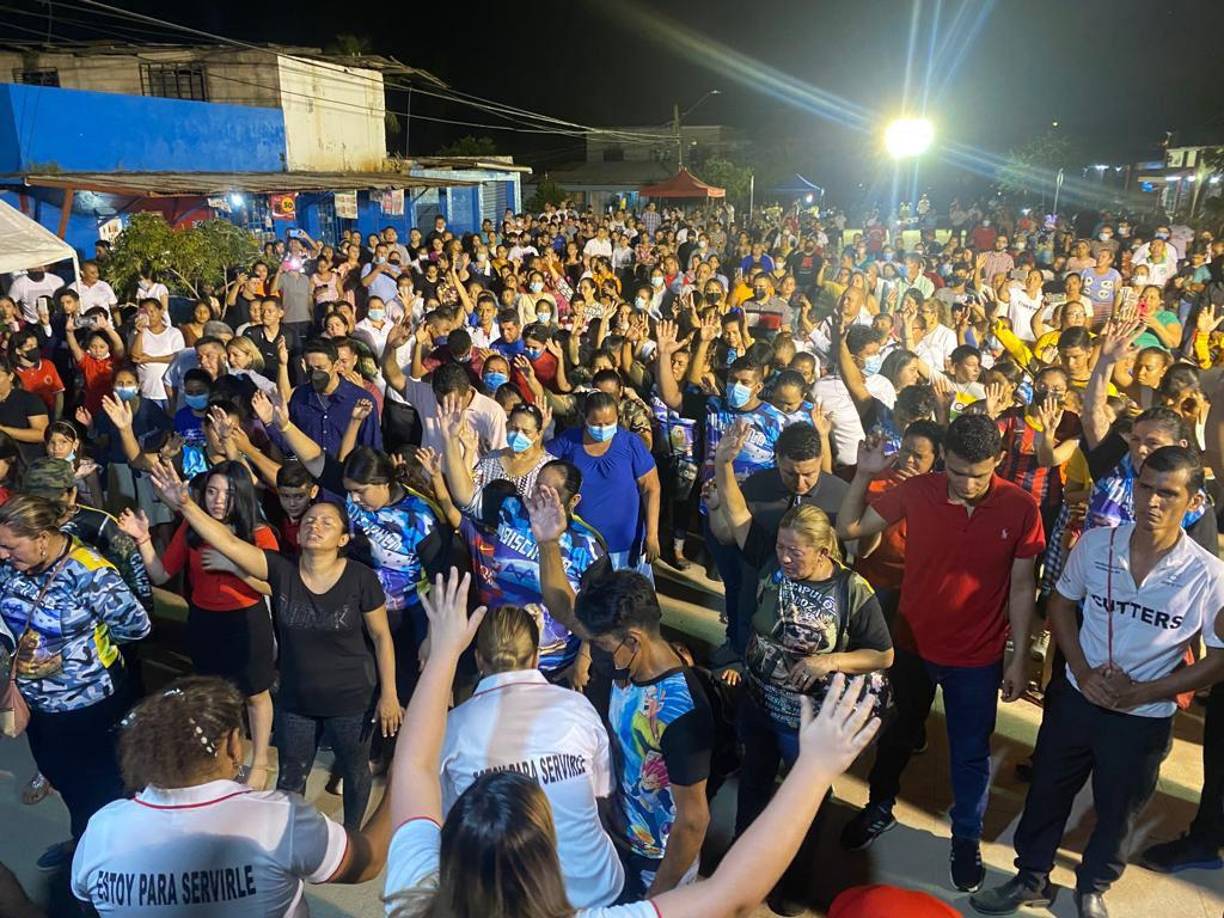 “Muchos llegaron a escuchar su testimonio de cambio de vida y eso impactó en la vida de los jóvenes”, cerró.