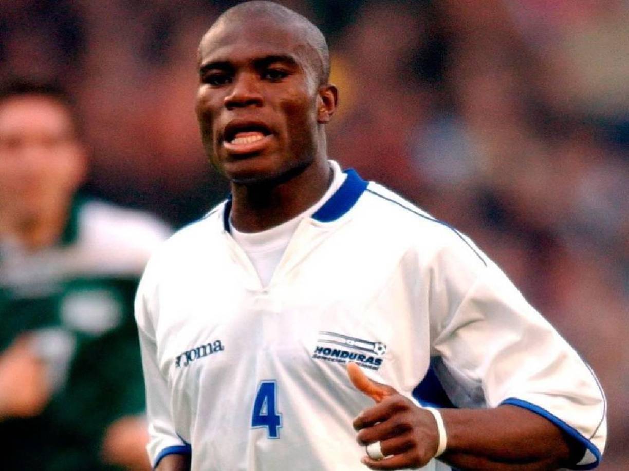 Caballero fue el líder de la zaga de la Selección de Honduras en la eliminatoria rumbo al Mundial de Corea y Japón 2002.