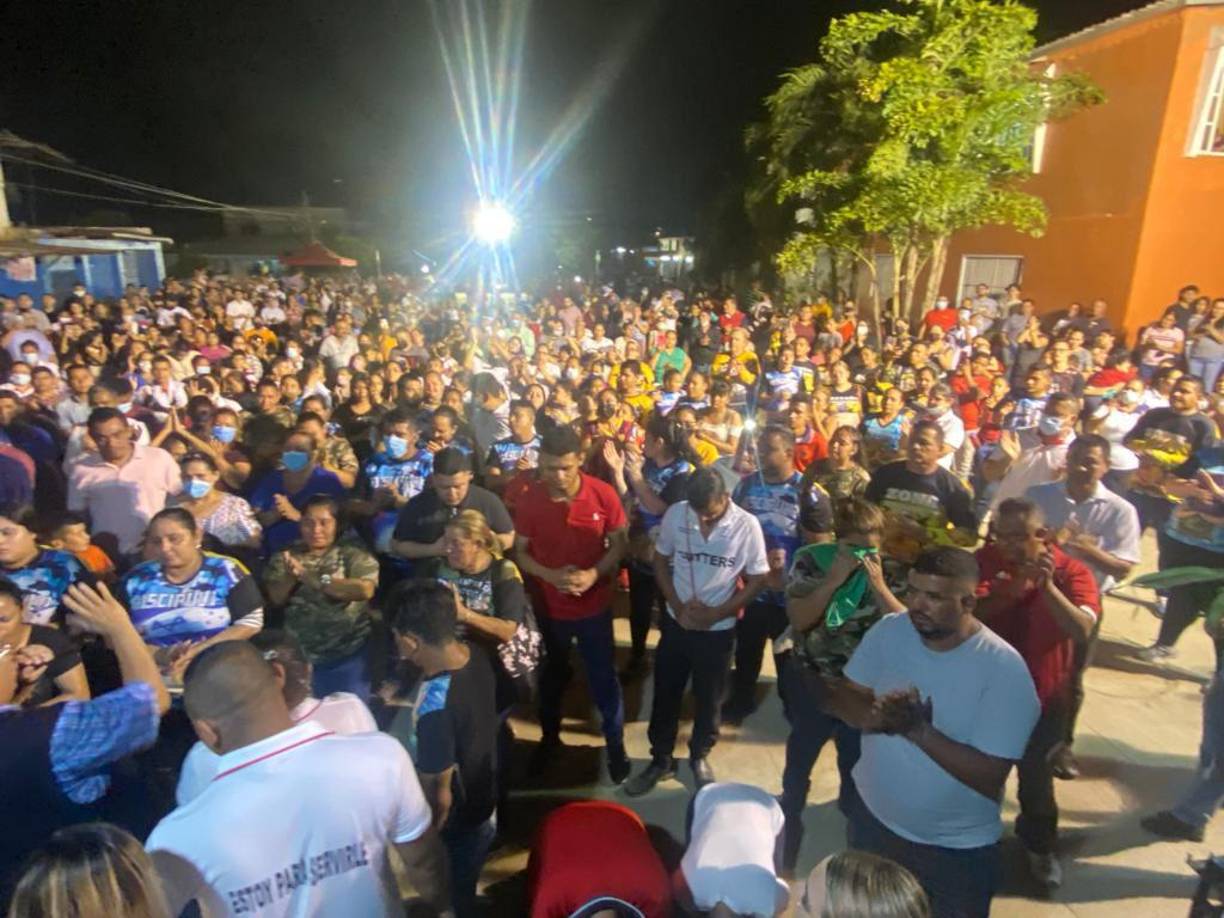 Al evento asistieron familias enteras. 