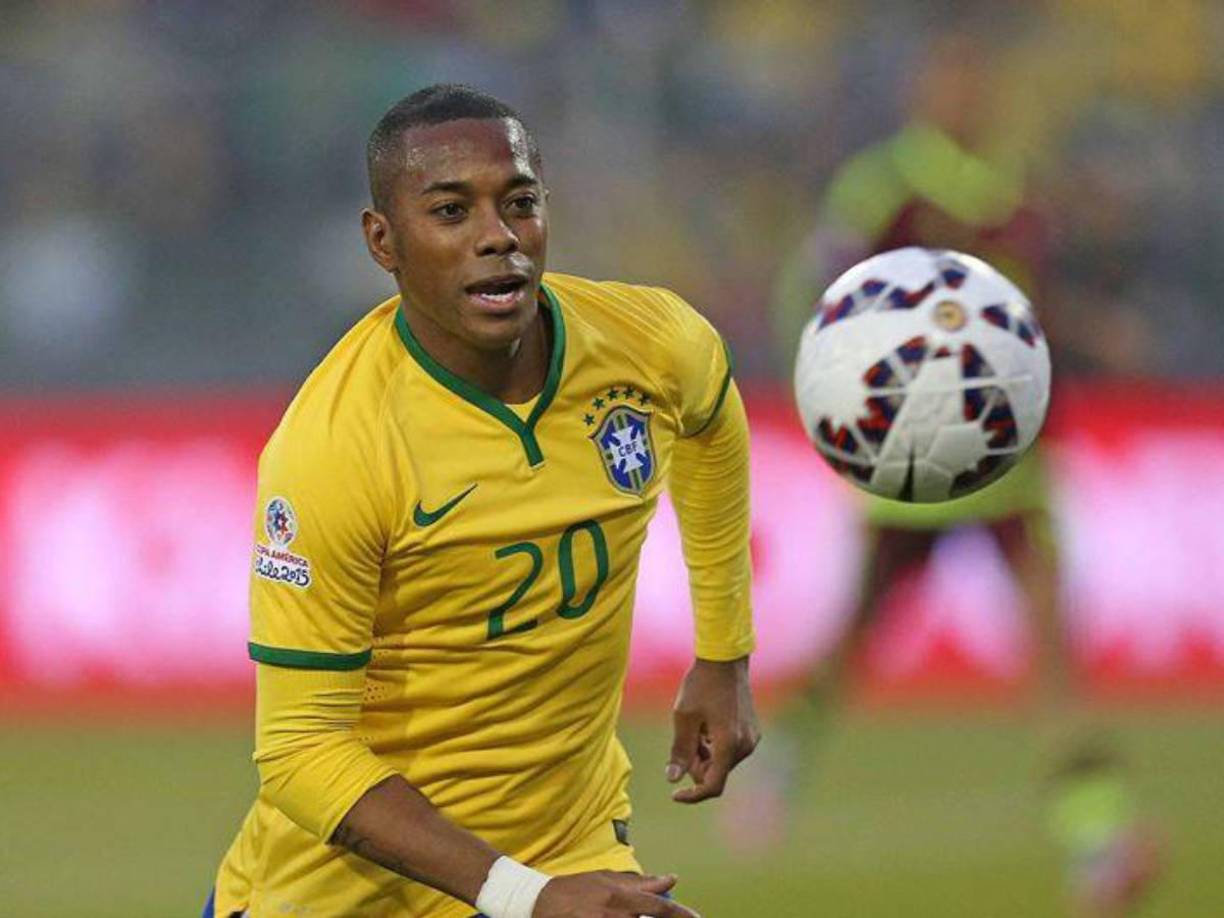 El equipo legal del exdelantero argumentó que la orden de detención dictada por un tribunal brasileño vulneraba las normas constitucionales, señalando que no se había considerado la totalidad de los recursos presentados ante la corte superior.