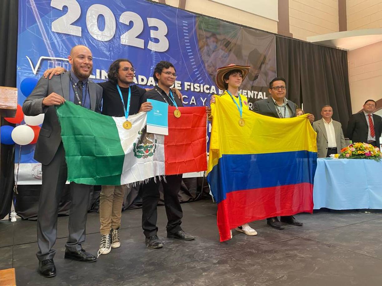 En cambio México, por su basta preparación se llevaron dos medallas de oro en las olimpiadas de Física Elemental.