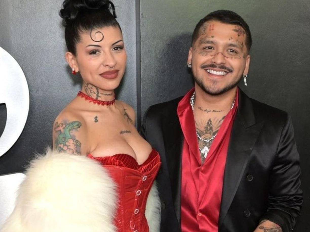 La pareja Christian Nodal y Cazzu, además de controversiales son influyentes en la industria musical.