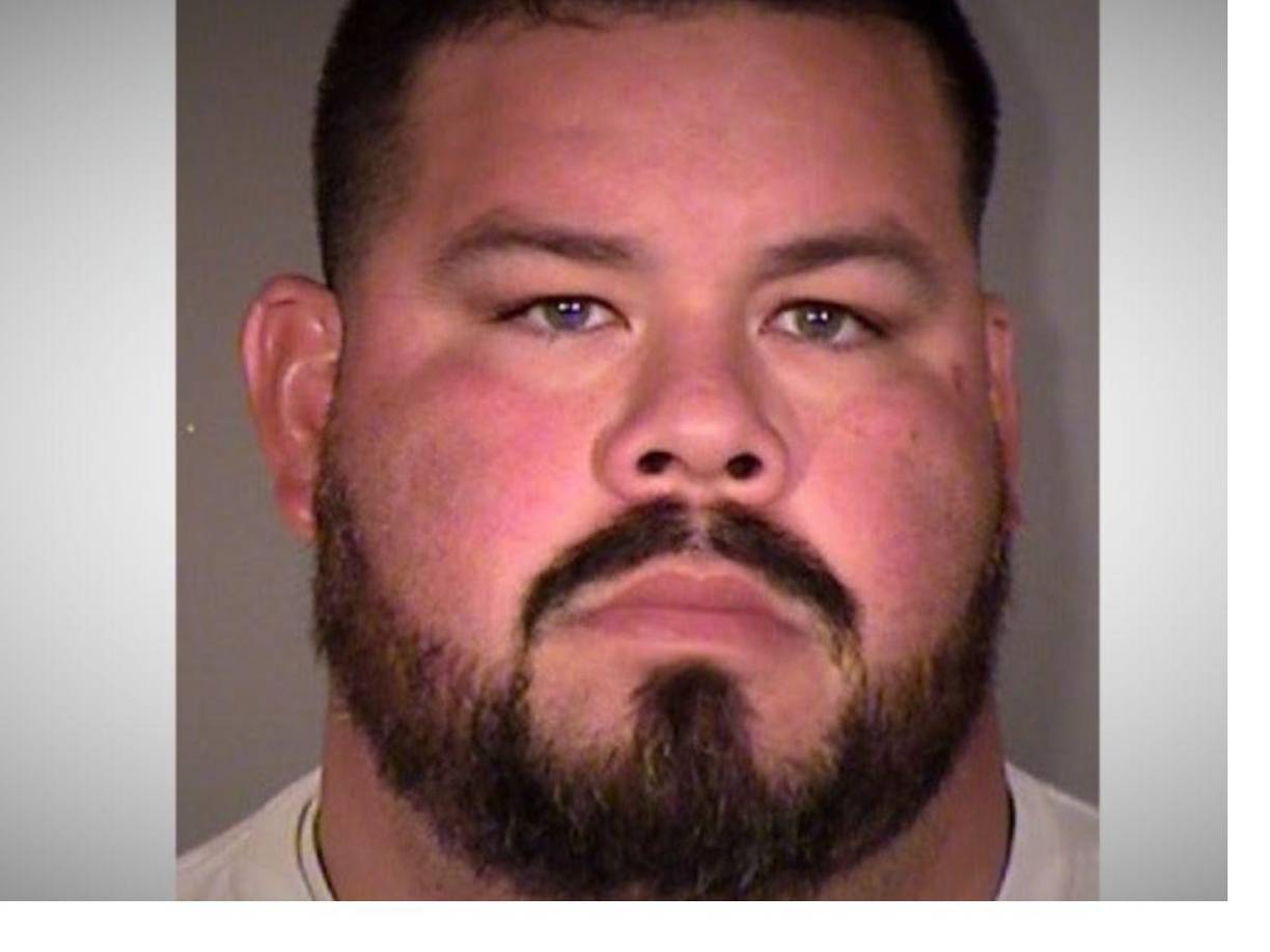 Según la Policía, Bijan Nickroo creaba perfiles falsos en las redes sociales para contactar a menores de edad.