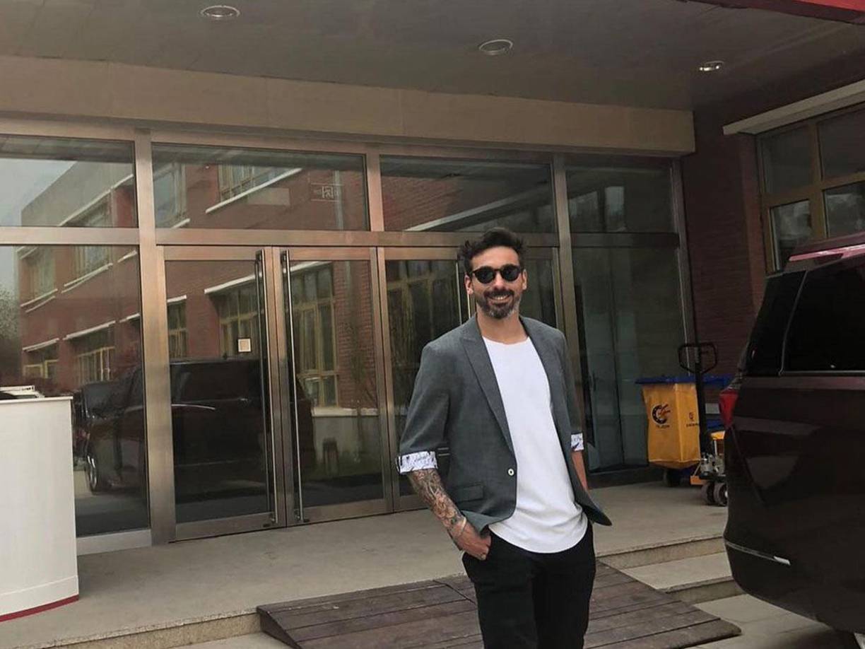 Cuando llegó la emergencia móvil al lugar, se constató que Lavezzi estaba fracturado y se decidió trasladarlo al Sanatorio Cantegril, ubicado a unos 30 kilómetros.