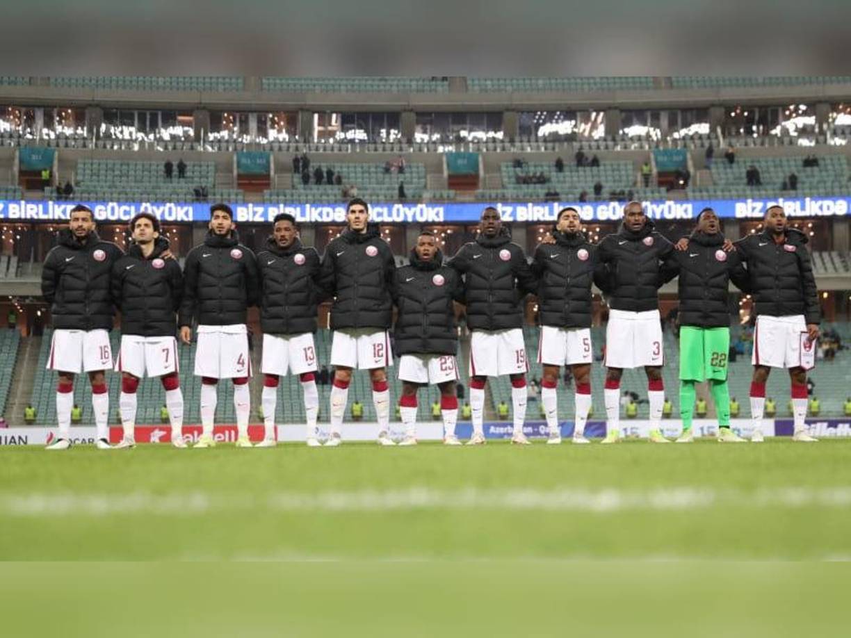 Selección de Qatar: Qatar. Al ser el país anfitrión, tiene acceso inmediato a la lista de clasificados. Este será su gran debut en un Mundial. En su historial de reconocimientos se encuentran la obtención de la Copa Asiática 2019 y el tercer puesto de la Copa de Oro.