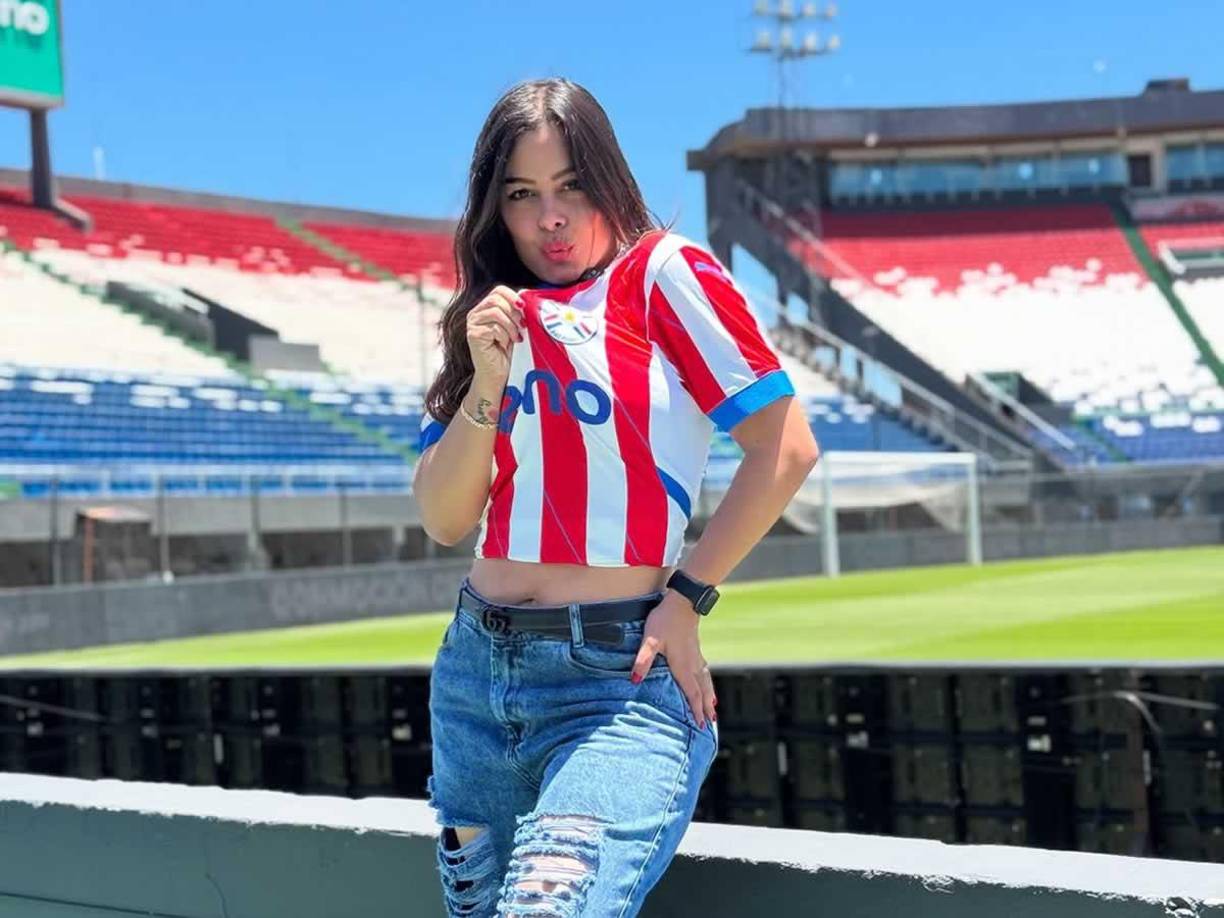 Larissa Riquelme saltó a la fama en 2010, cuando se hizo conocida durante el Mundial de Fútbol, disputado en Sudáfrica. Por aquel entonces, la modelo y actriz paraguaya fue apodada como ‘La novia del Mundial’.