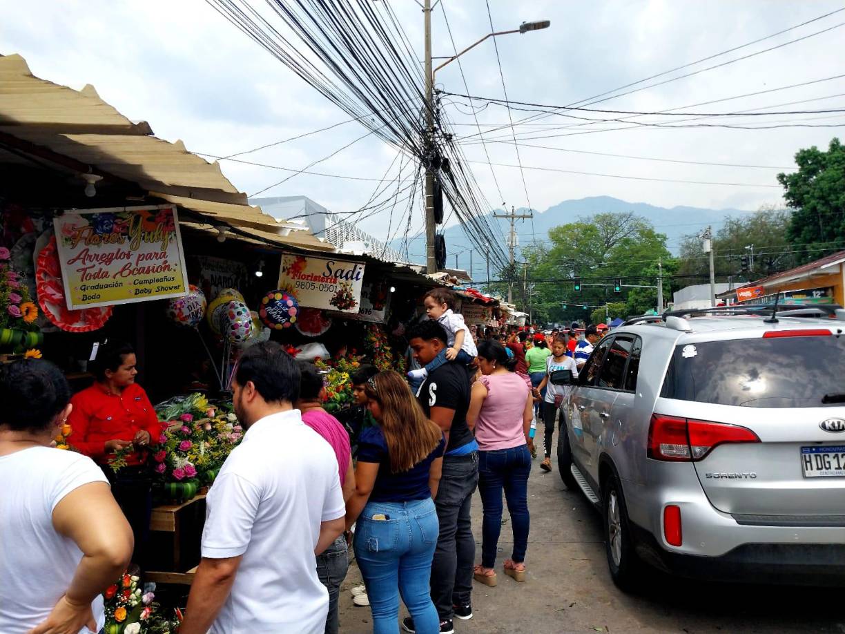 Hoy domingo 14 de mayo se celebra el Día de la Madre en Honduras. 