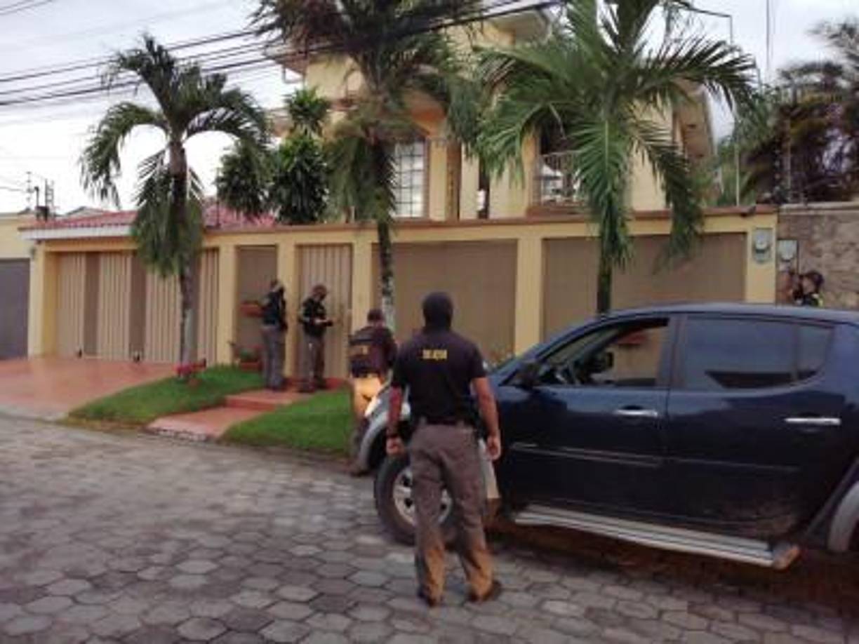 El 9 de mayo de 2014, la seguridad del Estado entregó a la justicia de EE UU al narcotraficante originario de Esparta, Atlántida, luego de que la Corte Suprema de Justicia autorizara su extradición. 