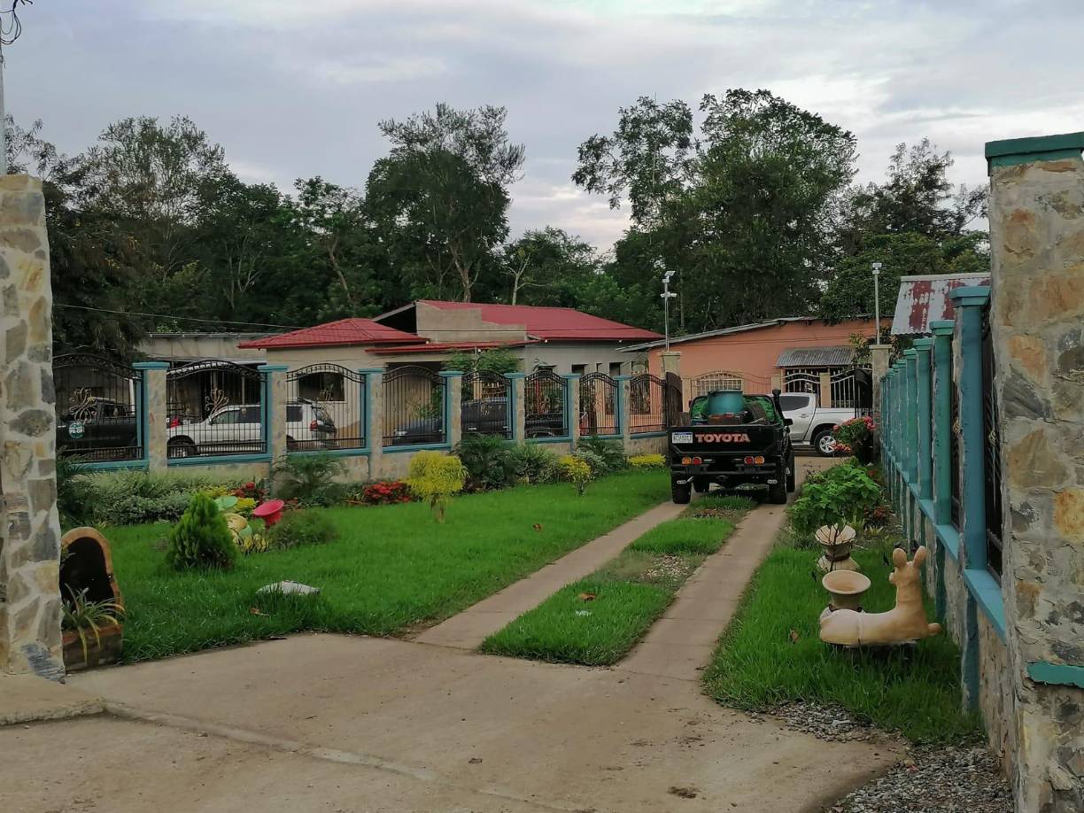 Fue electo en las elecciones generales del 28 de noviembre de 2021, las que ganó Xiomara Castro, del Partido Libertad y Refundación.