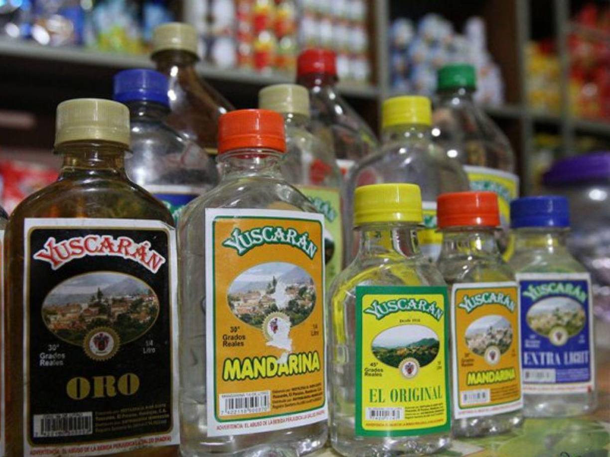 Vecinos de Jacaleapa, El Paraíso, aseguraron que el hombre había estado bebiendo alcohol horas antes de cometer el crimen. También narraron la forma en que él amarró las manos y pies de la muchacha antes de quemarla viva.