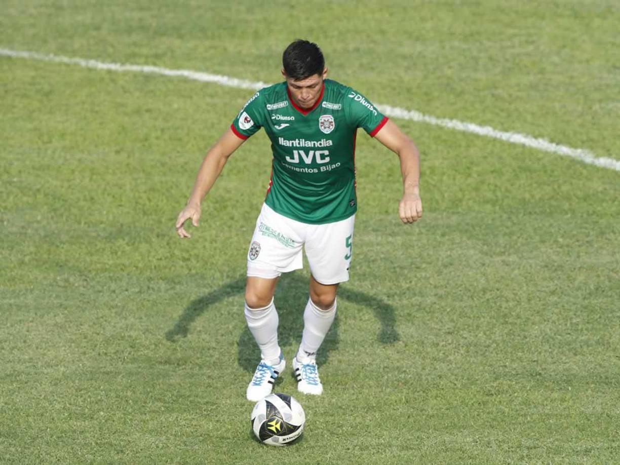 ‘Chelito’ Martínez llegó hace dos años al Marathón tras militar en la tercera división y ahora jugará como un hombre casado legalmente.