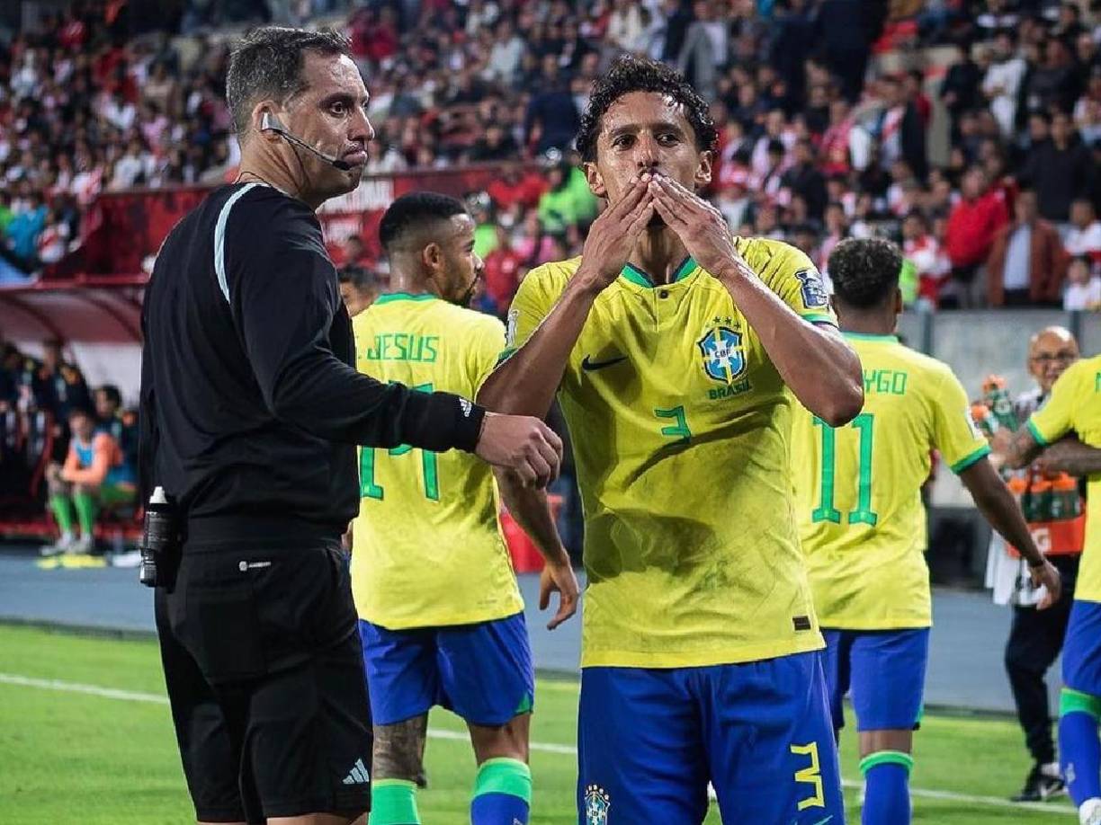 Defensa: Marquinhos, capitán del PSG que buscará mantener el orden en la zaga frente al conjunto azteca.