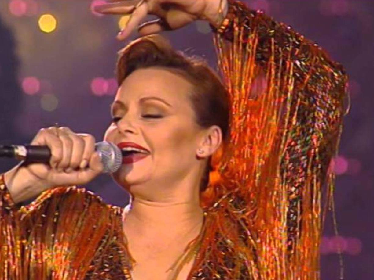 Su autor comentó que cuando escribía una canción, como ‘La gata bajo la lluvia’, se creaba un personaje y hacía lo posible por tratar de vivir la situación que atravesaba su creación. “Sufría la vivencia del personaje”, adujo Rafael Pérez-Botija.