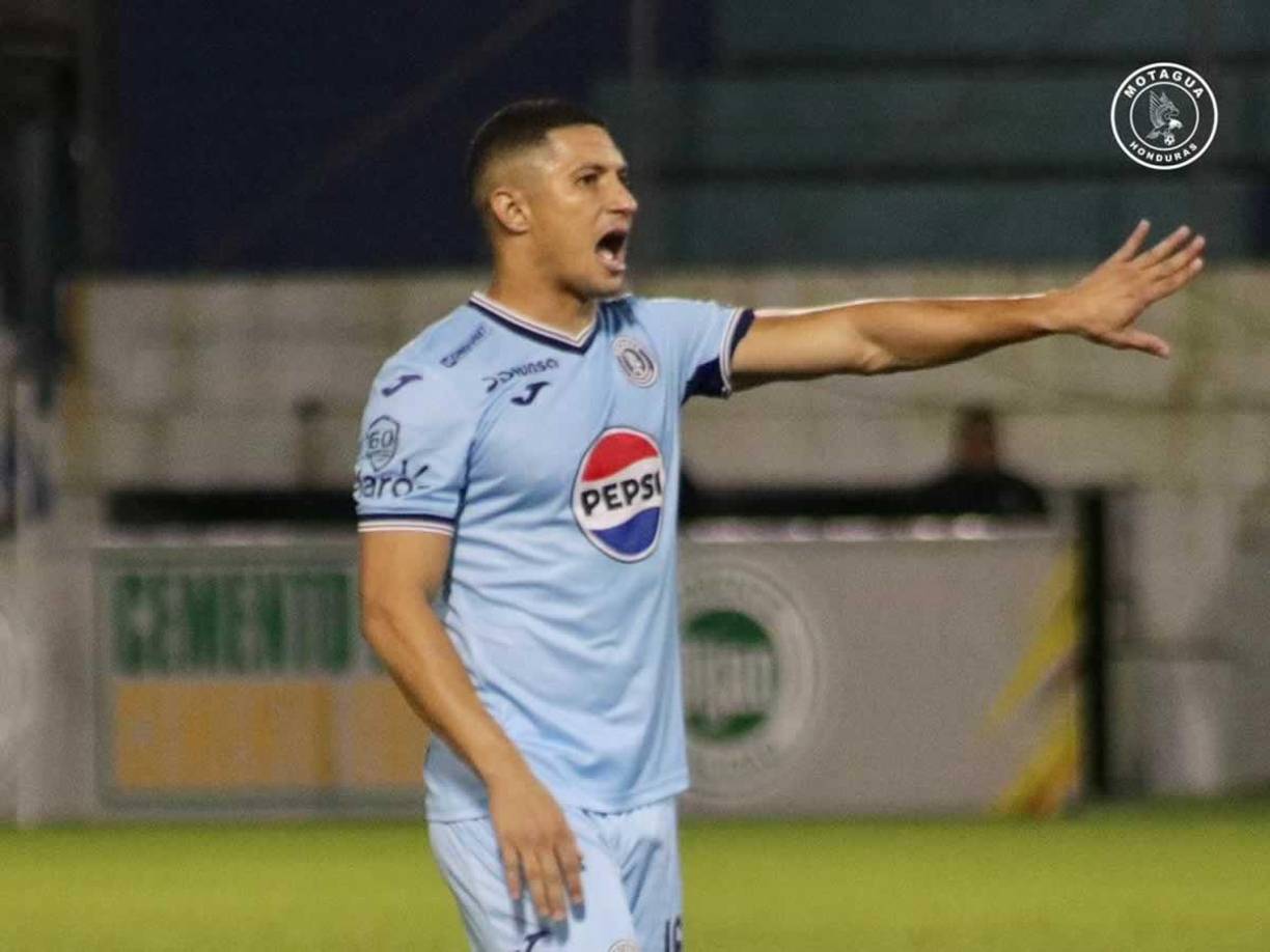 Héctor Castellanos - El centrocampista hondureño conoció la oferta de renovación por parte de la directiva del actual campeón nacional Motagua.