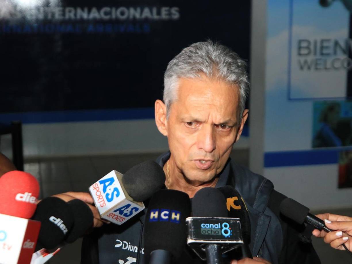 Reinaldo Rueda habló de forma breve con los medios de comunicación: “Un partido difícil como estaba presupuestado, un juego complicado con una Selección de Jamaica que conocíamos del buen momento que tiene, pero considero que Honduras hizo un gran juego”, señaló el estratega.