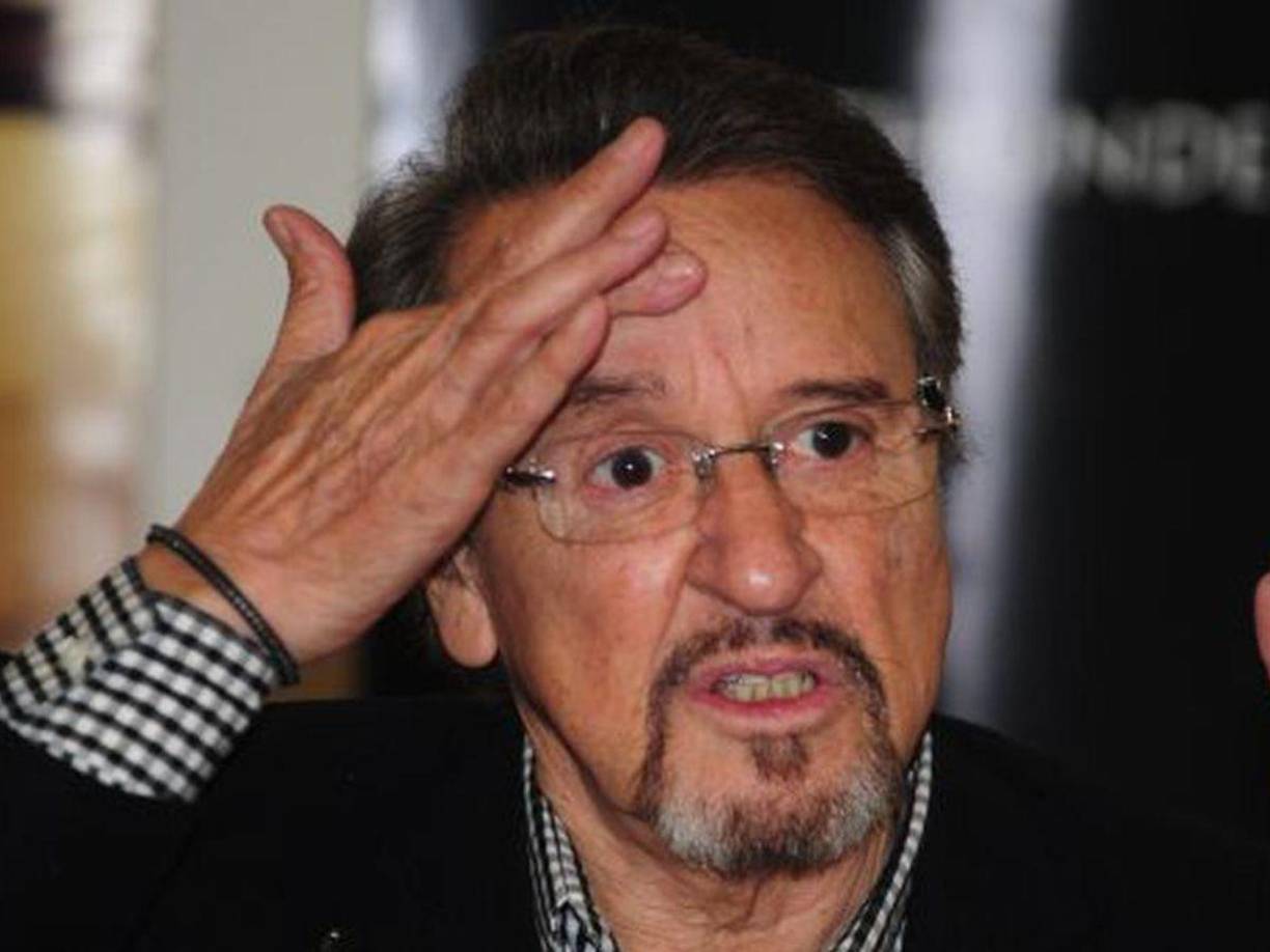 Carlos Villagrán intensificó su ataque contra Florinda Meza, asegurando que se aprovechó de la fama de Chespirito, pues el éxito iba con él por su carisma, pero asegura que Meza, hasta la fecha, “no tiene ángel”.