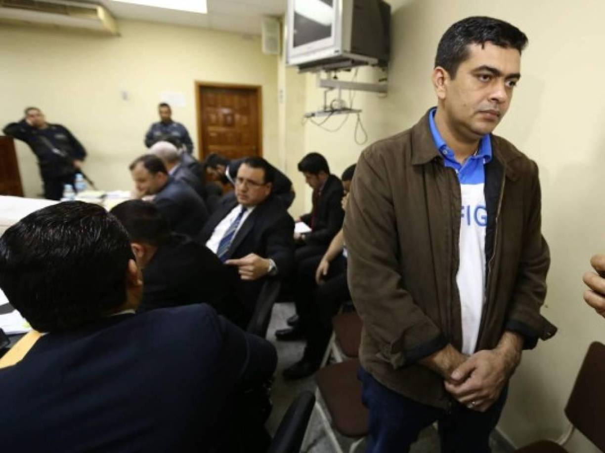 La solicitud de extradición del exalcalde de Yoro fue presentada por Estados Unidos a través de la Corte del Distrito Sur de Nueva York, y se hizo la petición en el marco del Tratado Bilateral celebrando entre ambos países y la Convención Adicional. Sus bienes fueron incautados.