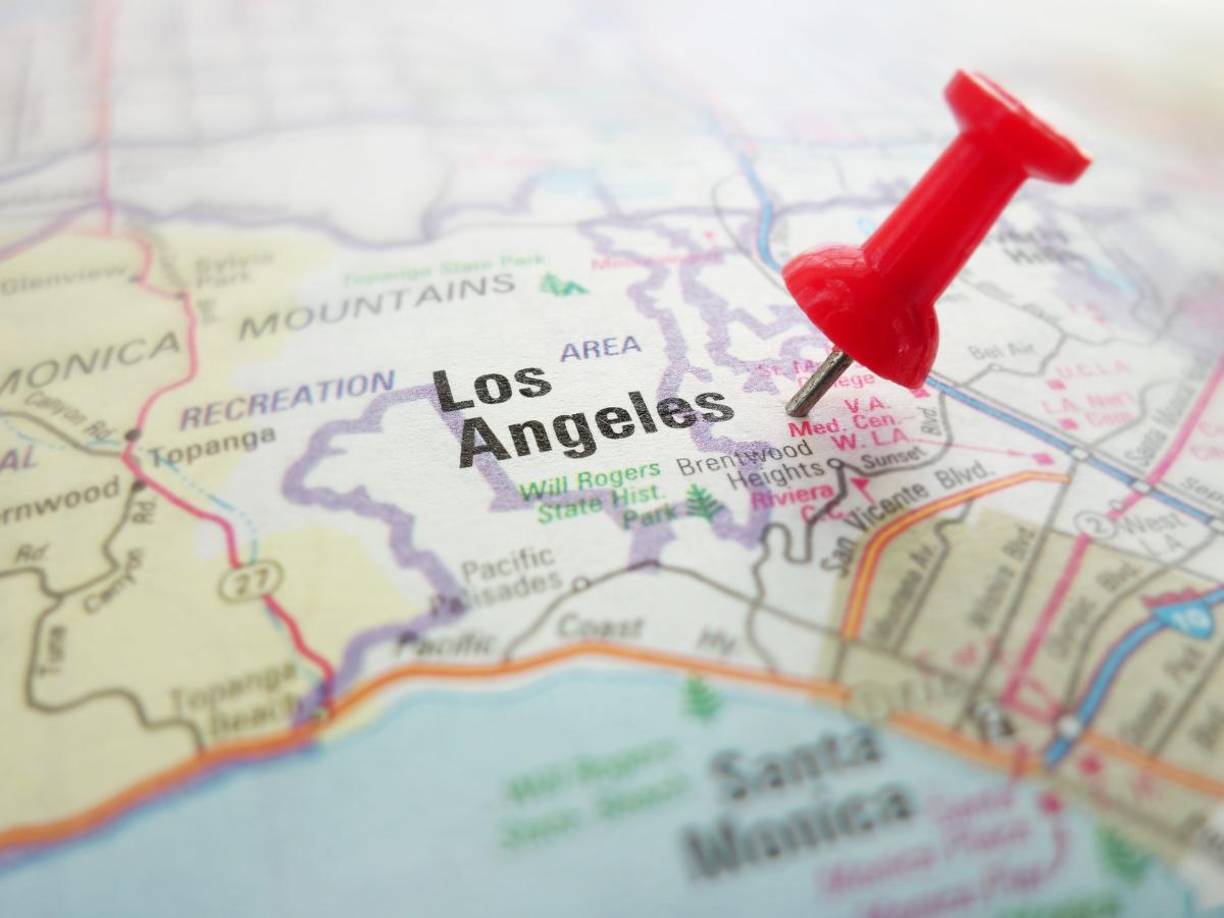 En San Diego y Los Ángeles se anticipan intervalos de nubes y sol, mientras que en San Francisco el día será parcialmente soleado. Estas condiciones facilitarán la jornada de votación para los residentes.