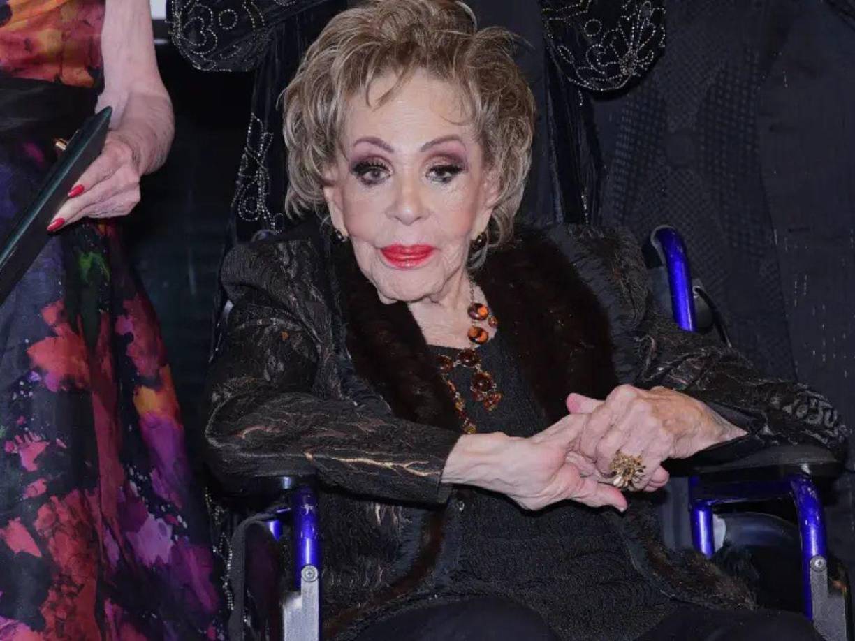 Ante tal situación, resurgió una entrevista de hace algunos años en la que Silvia Pinal reveló varios detalles importantes de lo que espera que ocurra cuando llegue el momento de partir; en primer lugar, expresó que su testamento quedó listo, con la intención de no generar conflicto entre sus hijos.