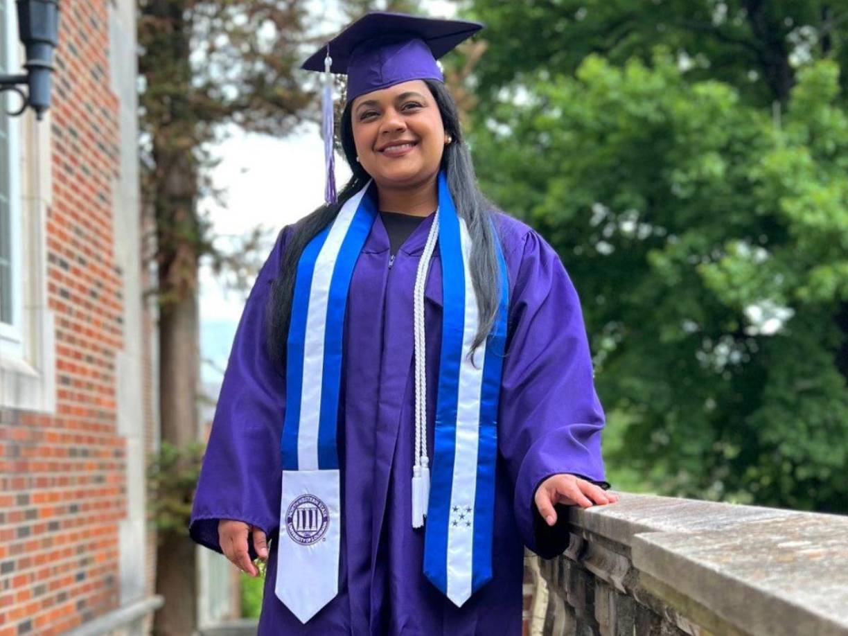 La violinista hondureña, Meredith Corrales, destacó entre los graduados con excelencia académica de la Northwestern State University en Luisiana, Estados Unidos.