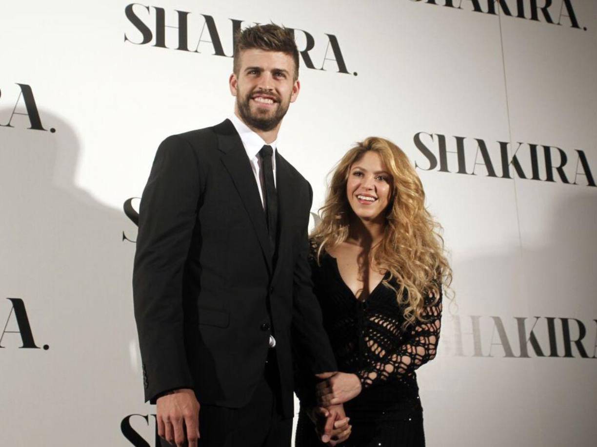 Si bien no existen pruebas que demuestren estas supuestas infidelidades, Jordi explica que:“Piqué es es un tipo muy inteligente y obviamente no se deja ver con una amante ni van paseando tomados de la mano; casi siempre van por separado, él entra por una zona, la mujer en turno por otra”.