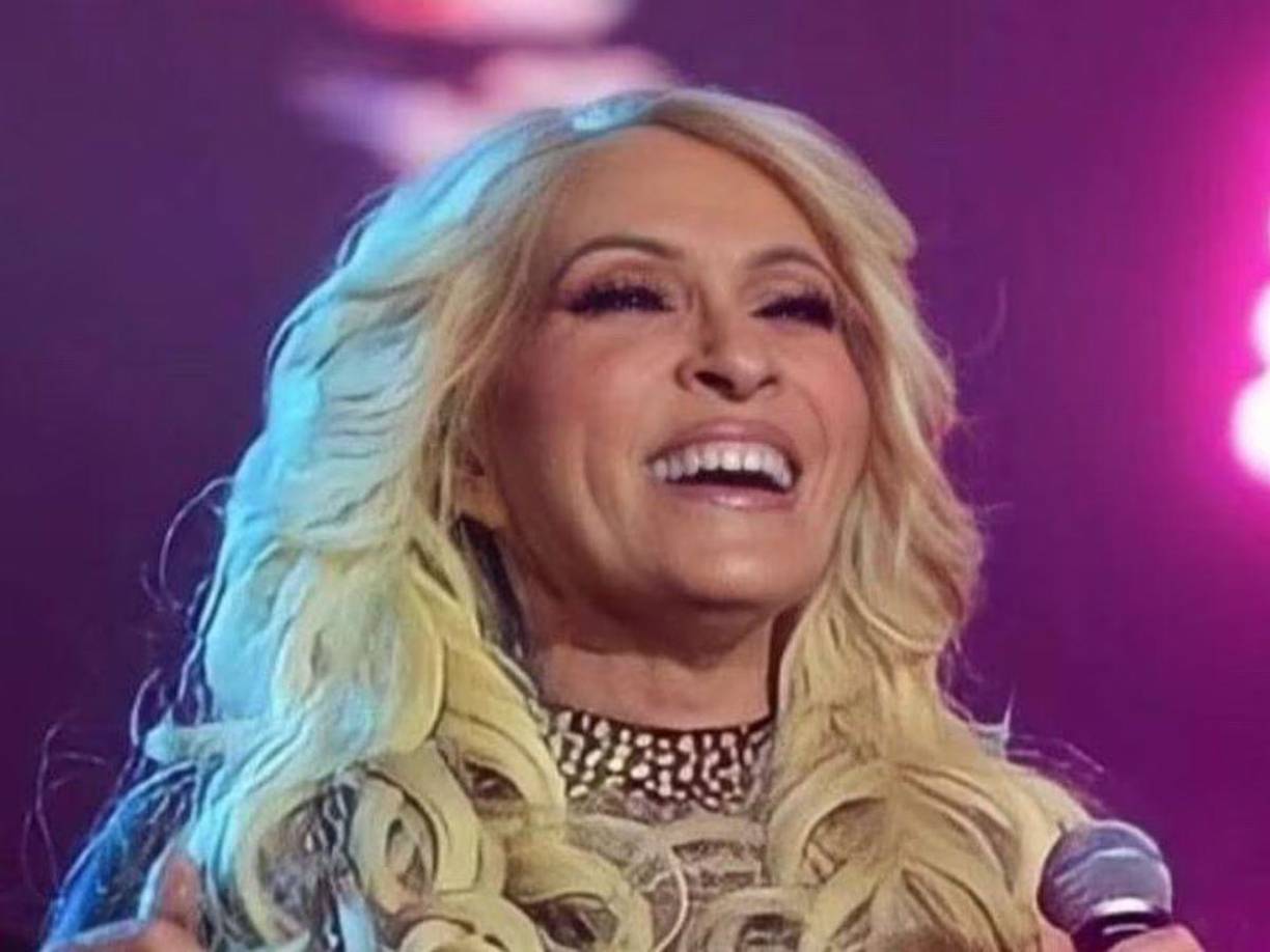 “Cuídense. No saben con quién se están metiendo. Cuando estás drogado, cuando estás con alcohol, esa persona te va a traer un cáncer cervicouterino, un papiloma. Antes era a los 30 años, ahora, a las muchachitas de 12 años se les tiene que poner una vacuna. No manchen”, indicó.