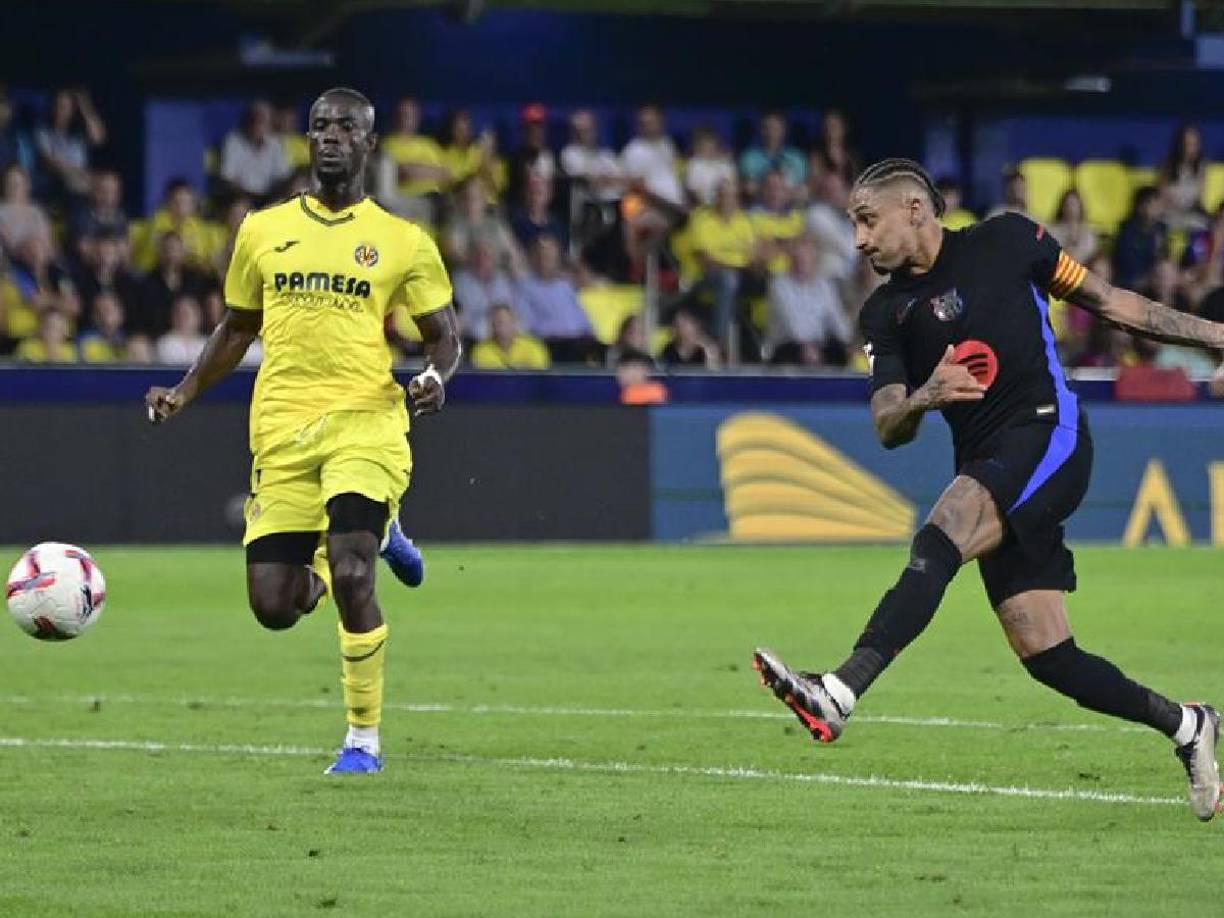 Posteriormente, Ayoze Perez descontó para el Villarreal al minuto 38 y le dio esperanzas a los submarinos.