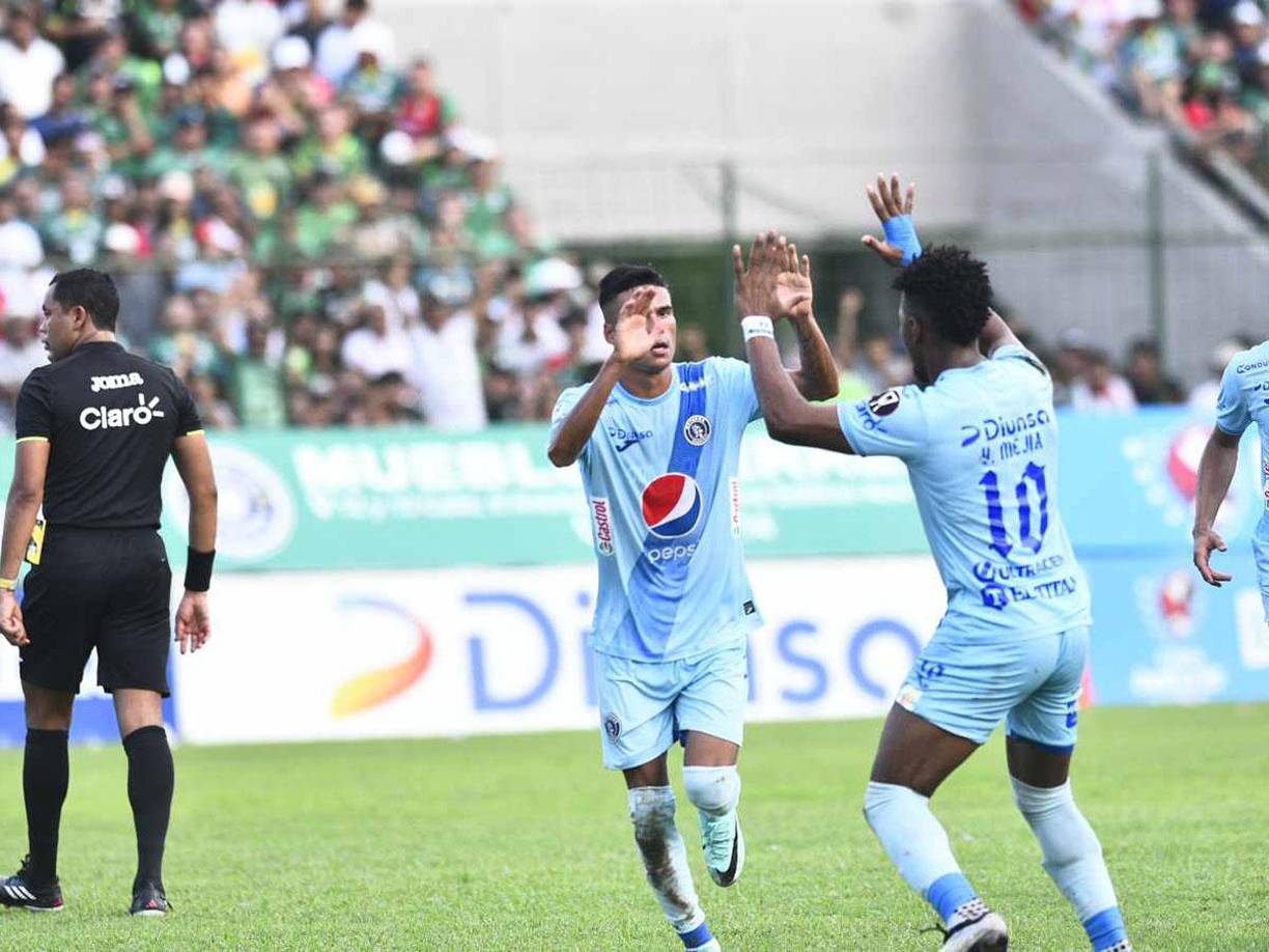 A los 47 minutos ya sobre la recta final del primer tiempo, Camellito Delgado anotó el 2-0 parcial del Motagua siendo un baldazo de agua fría para Marathón. 