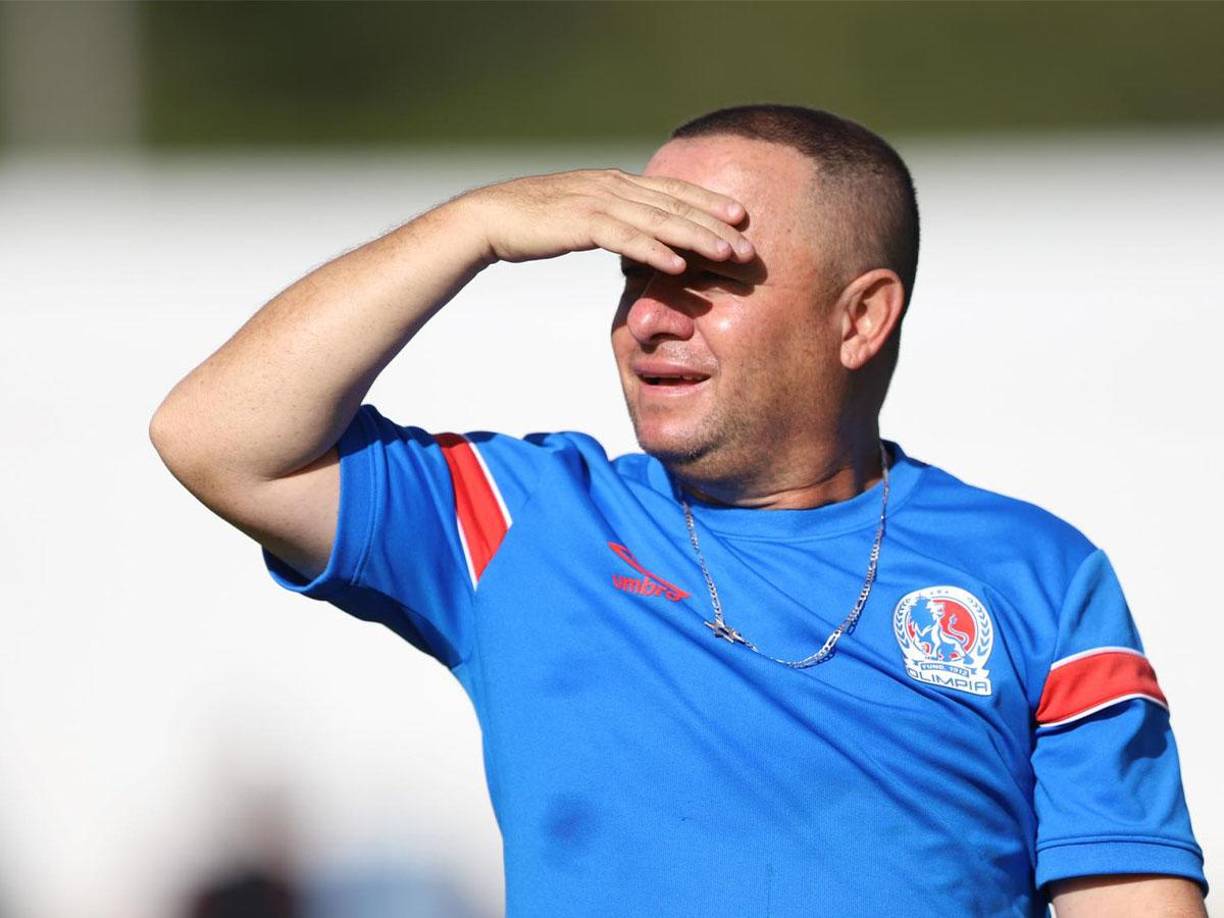 ”El Chelito” es uno de los utileros del Olimpia y siempre se muestra sonriente. 