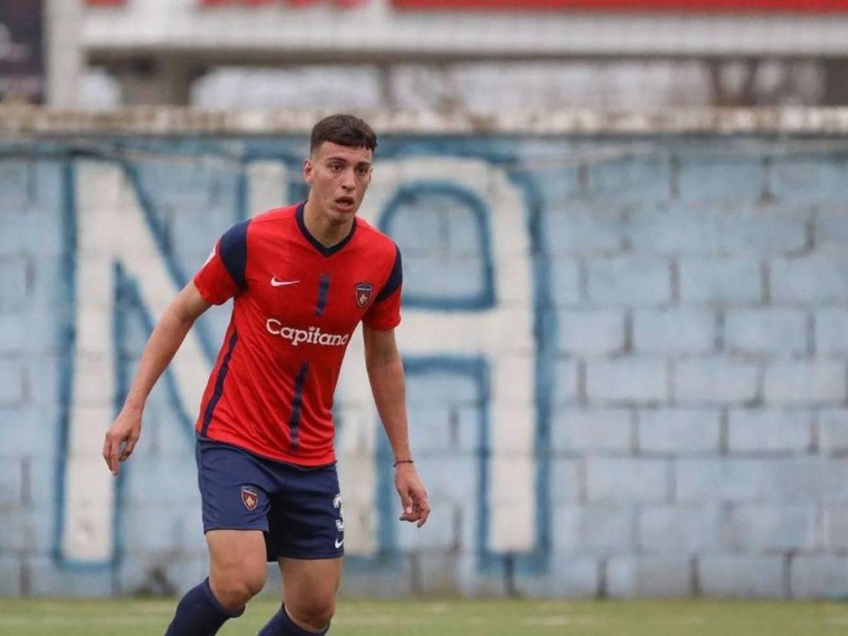 Valerio Marinacci - El lateral zurdo italiano podría venir a jugar a Concacaf. El jugador de sangre hondureña tiene ofrecimientos del Zacatecas de la Liga Expansión de México, como también de la USL de los Estados Unidos.