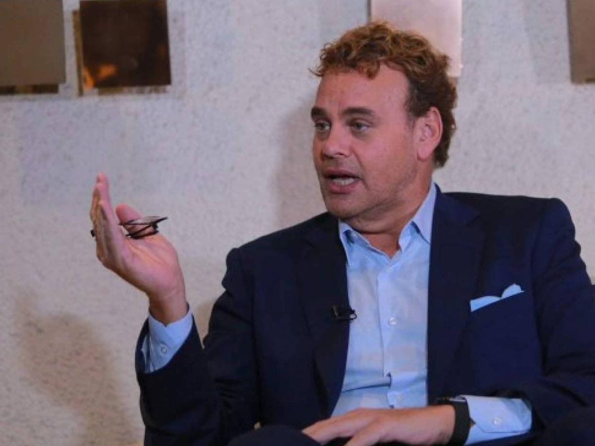 “Es una propuesta desafiante para convencerlo de dejar ESPN”, señala el Francotirador en su columna de diario Récord al dar detalles sobre la posibilidad de que Faitelson se marche a la cadena TUDN.