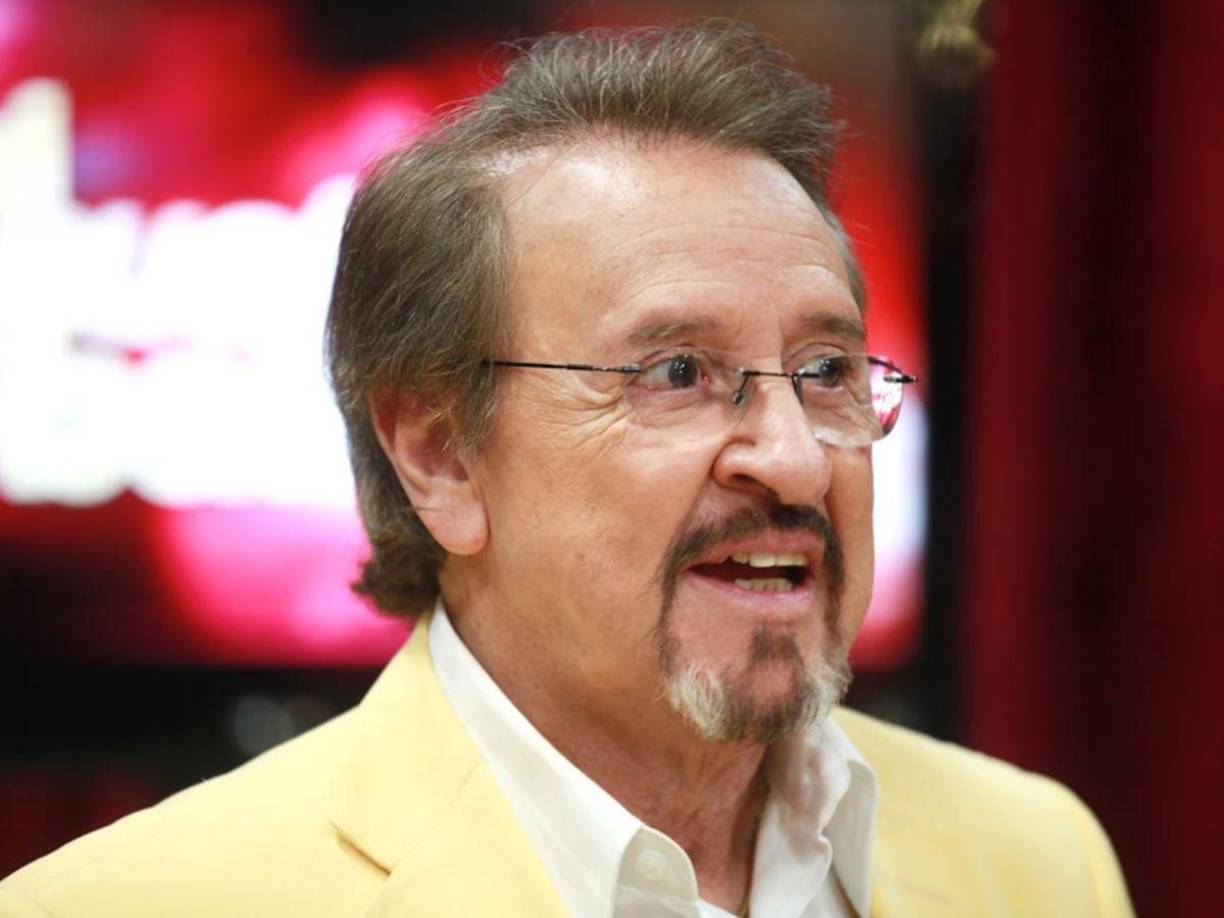 Y añadió: “Es más joven que yo, pero a lo mejor ya está muerta y no le han avisado”. Este comentario, aunque hecho en tono de broma, ha sido considerado por muchos como una falta de respeto hacia la actriz.