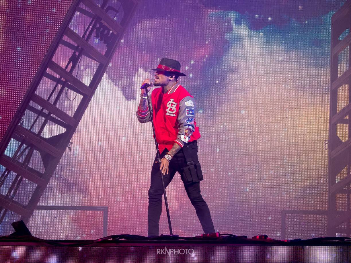 Hasta el momento, ni Warner Bros ni Ample Entertainment han emitido comentarios sobre la demanda, según informó la <b>BBC Newsbeat</b>. Además, el comunicado de la defensa del intérprete de “Forever” subrayó que las acciones de las productoras “<b>socavan no solo los esfuerzos de más de una década de Brown por reconstruir su vida</b>, sino también la credibilidad de las verdaderas víctimas de violencia”.