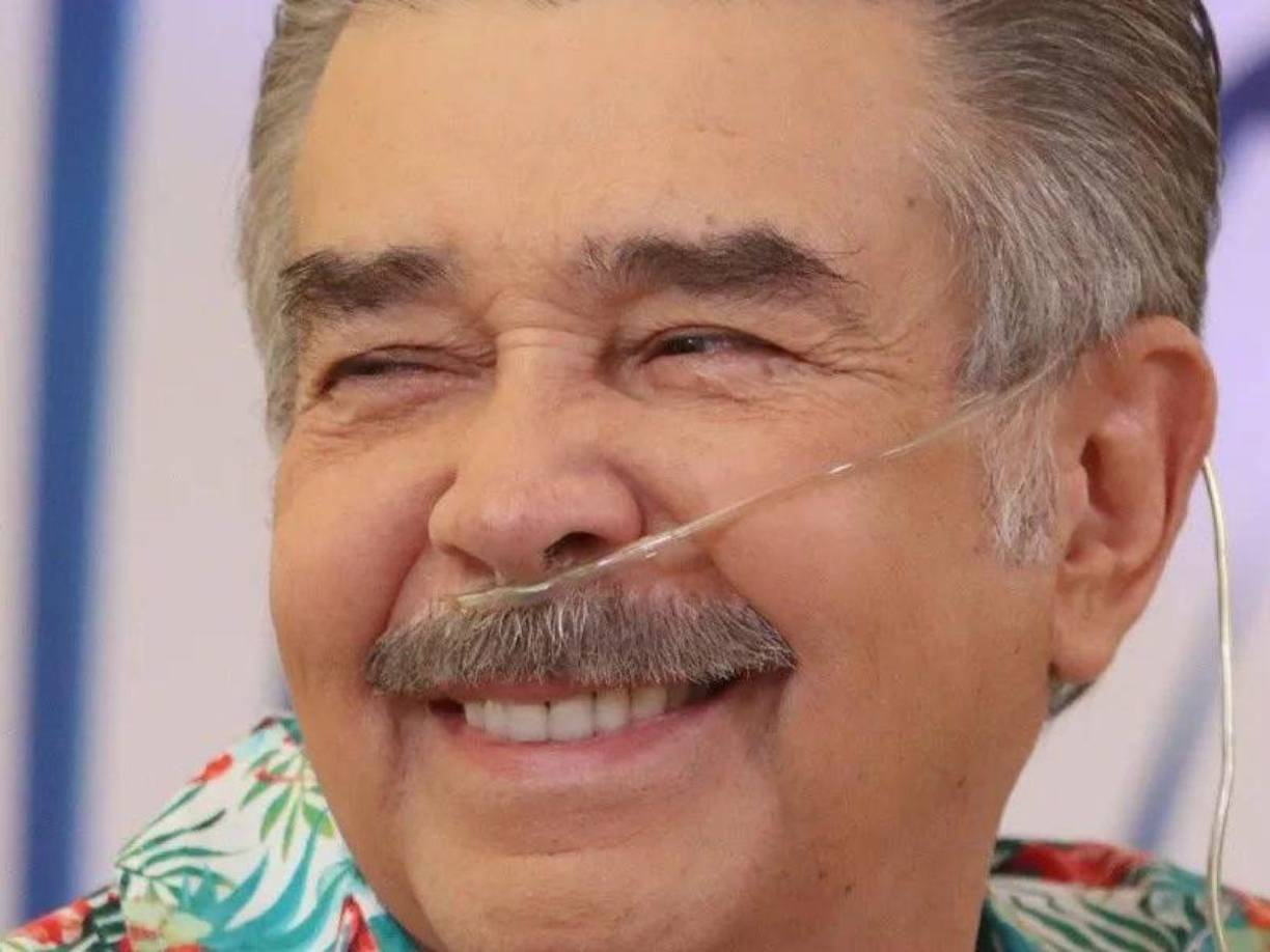 “Descubrieron que tenía yo una mutación de células provocada por las quimioterapias que recibí cuando me quitaron los cánceres de pulmón que tuve”, dijo el actor.