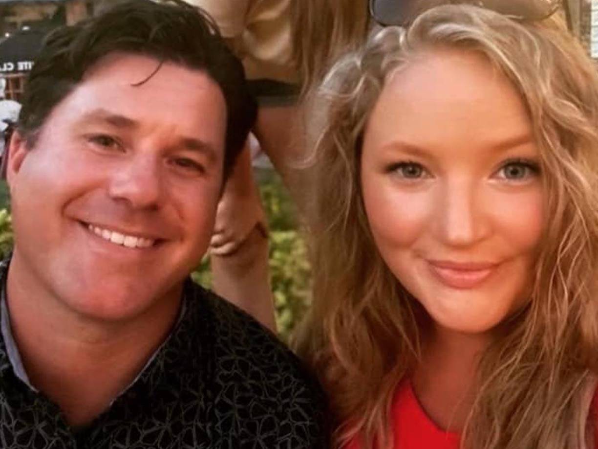 Casi un mes después, tanto ella como su marido estaban muertos.