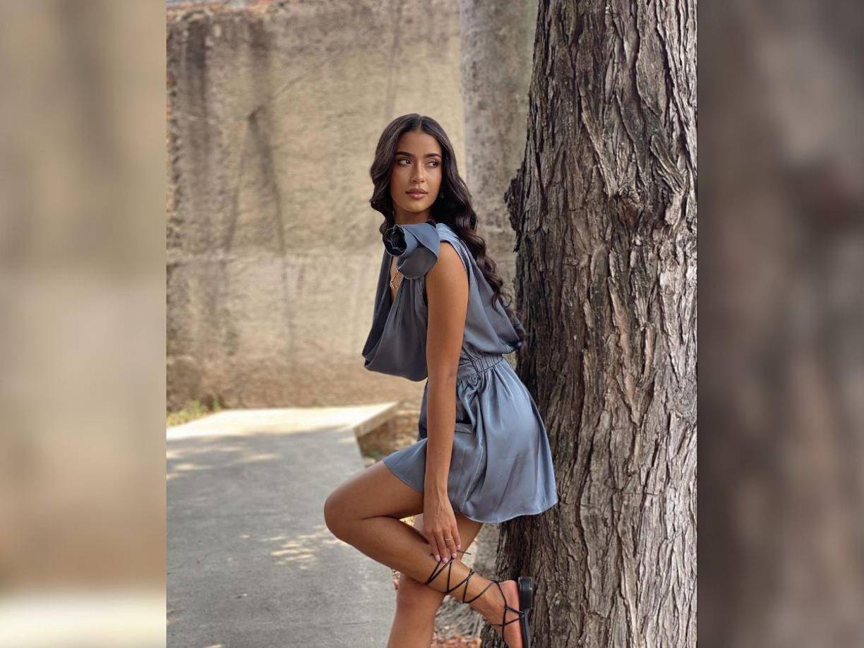 Es originaria del municipio de Silca en el departamento de Olancho, pero reside en la ciudad de San Pedro Sula. 