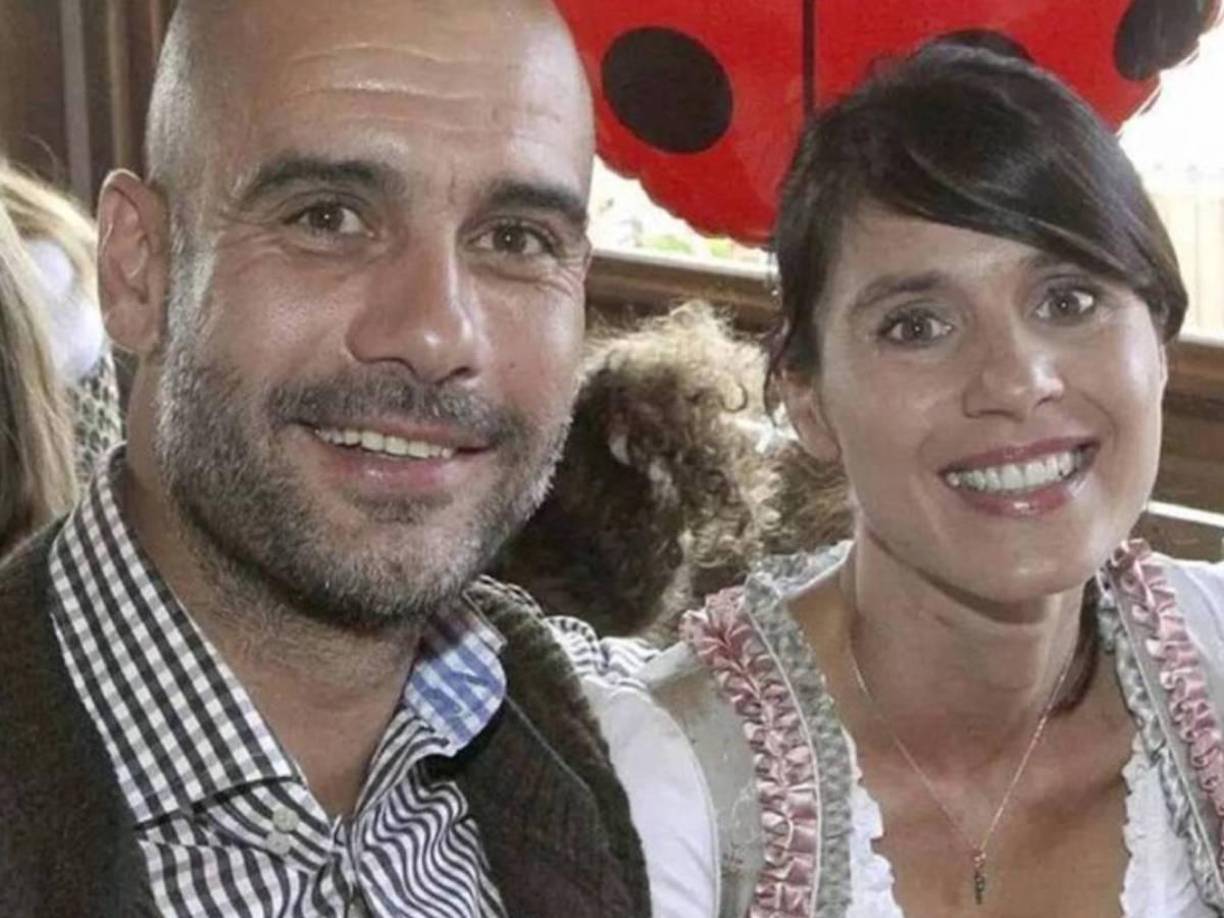 La separación entre Pep Guardiola, el reconocido entrenador del Manchester City, y Cristina Serra, empresaria y madre de sus tres hijos, María, Màrius y Valentina, tomó por sorpresa a la opinión pública tras ser confirmada por medios españoles e ingleses.