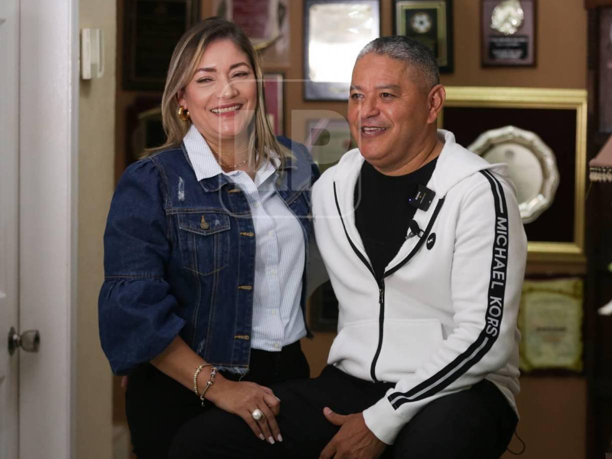 Son más de 30 años de matrimonio entre Wilmer Velásquez y Nuria Enamorado. 