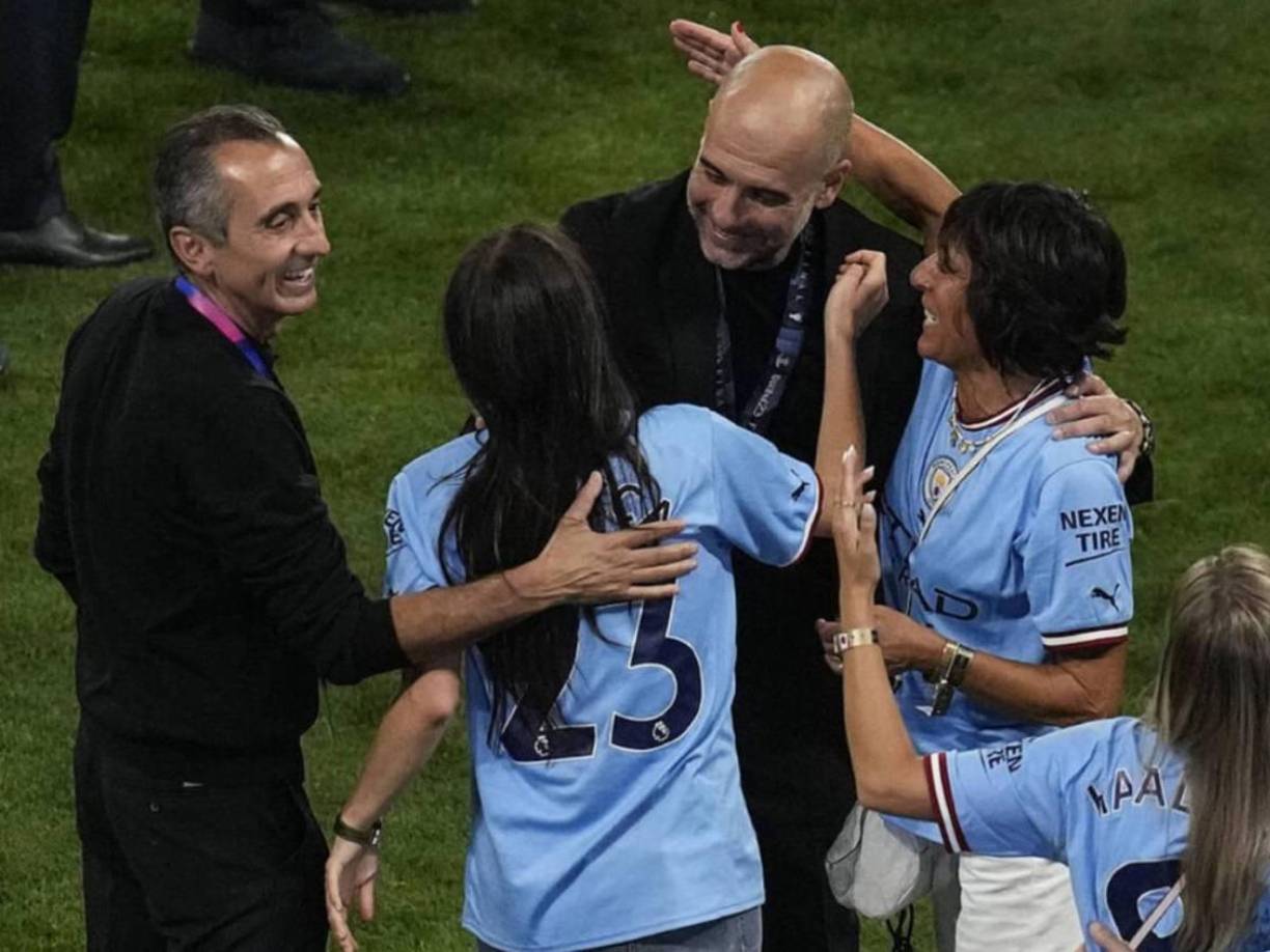 Aunque inicialmente se esperaba que el entrenador dejara el club tras nueve años de éxitos, su decisión de seguir compitiendo al más alto nivel habría generado tensiones dentro de la relación.